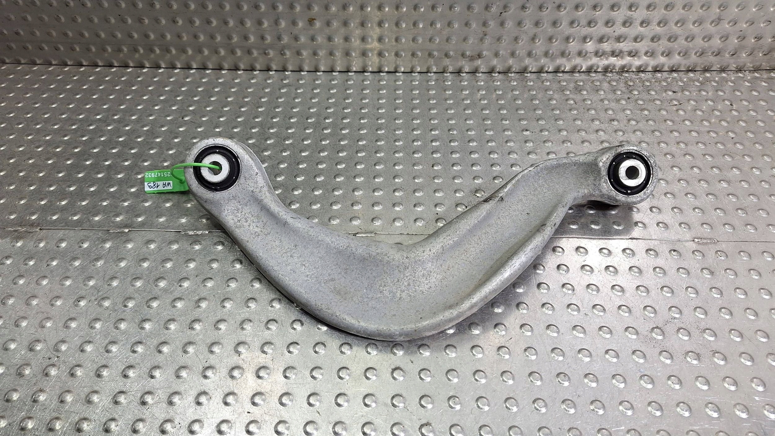 Querlenker rechts heck 8K0505324F AUDI A4 B8 A5 8T A7 A6 C7 Q5 8R