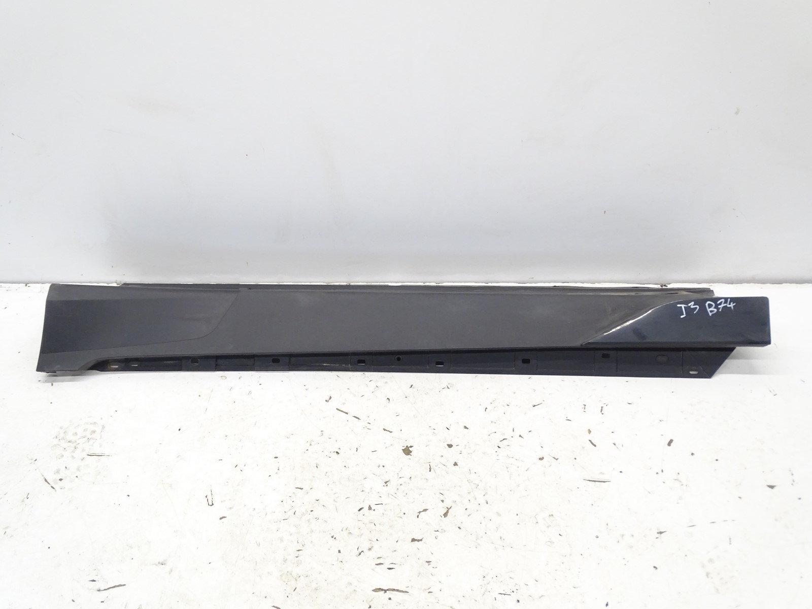 moulding threshold left 7255133 BMW i3 b74