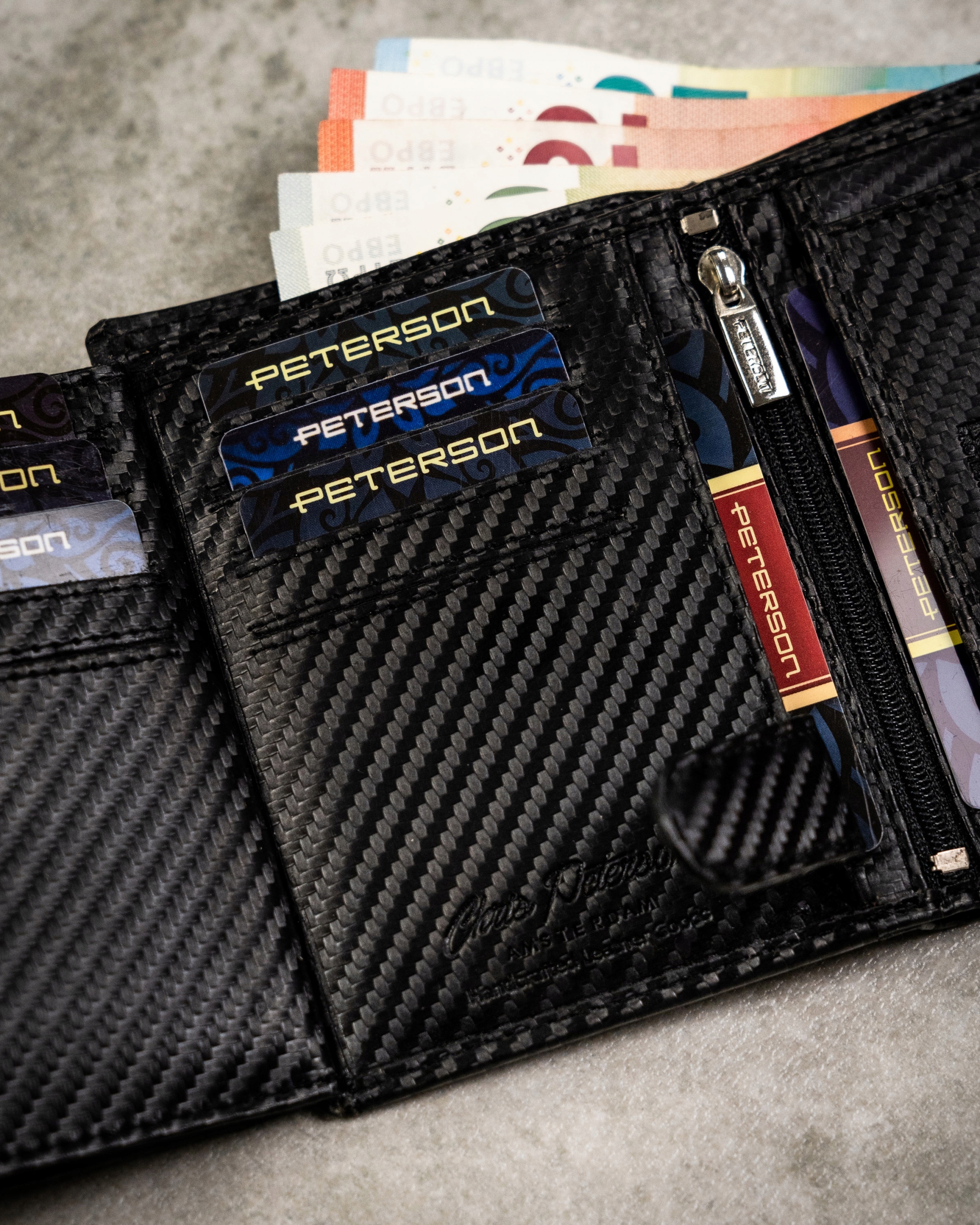 PETERSON portfel skórzany męski solidny na prezent Materiał dominujący skóra naturalna