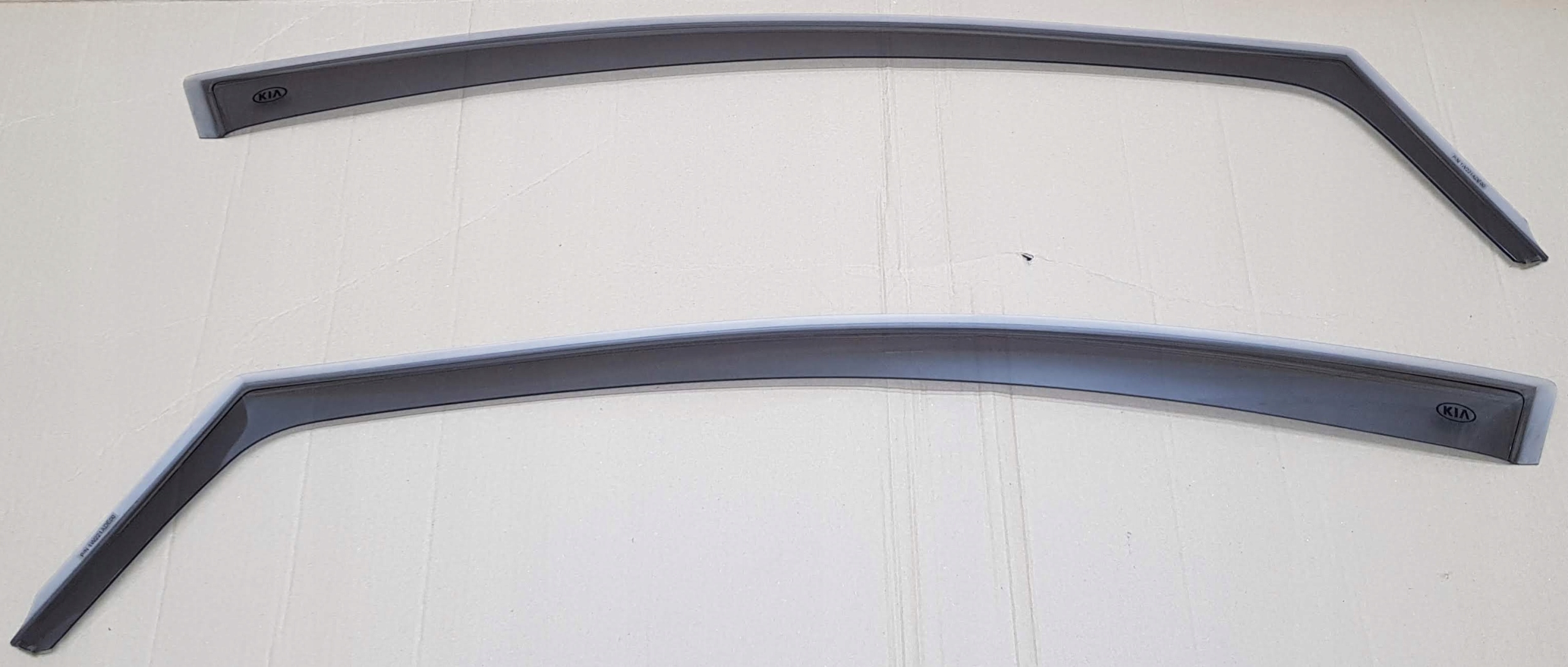 KIA SPORTAGE III OWIEWKI NA SZYBY DRZWI PRZÓD PRAWA LEWA NOWA ORYGINAŁ