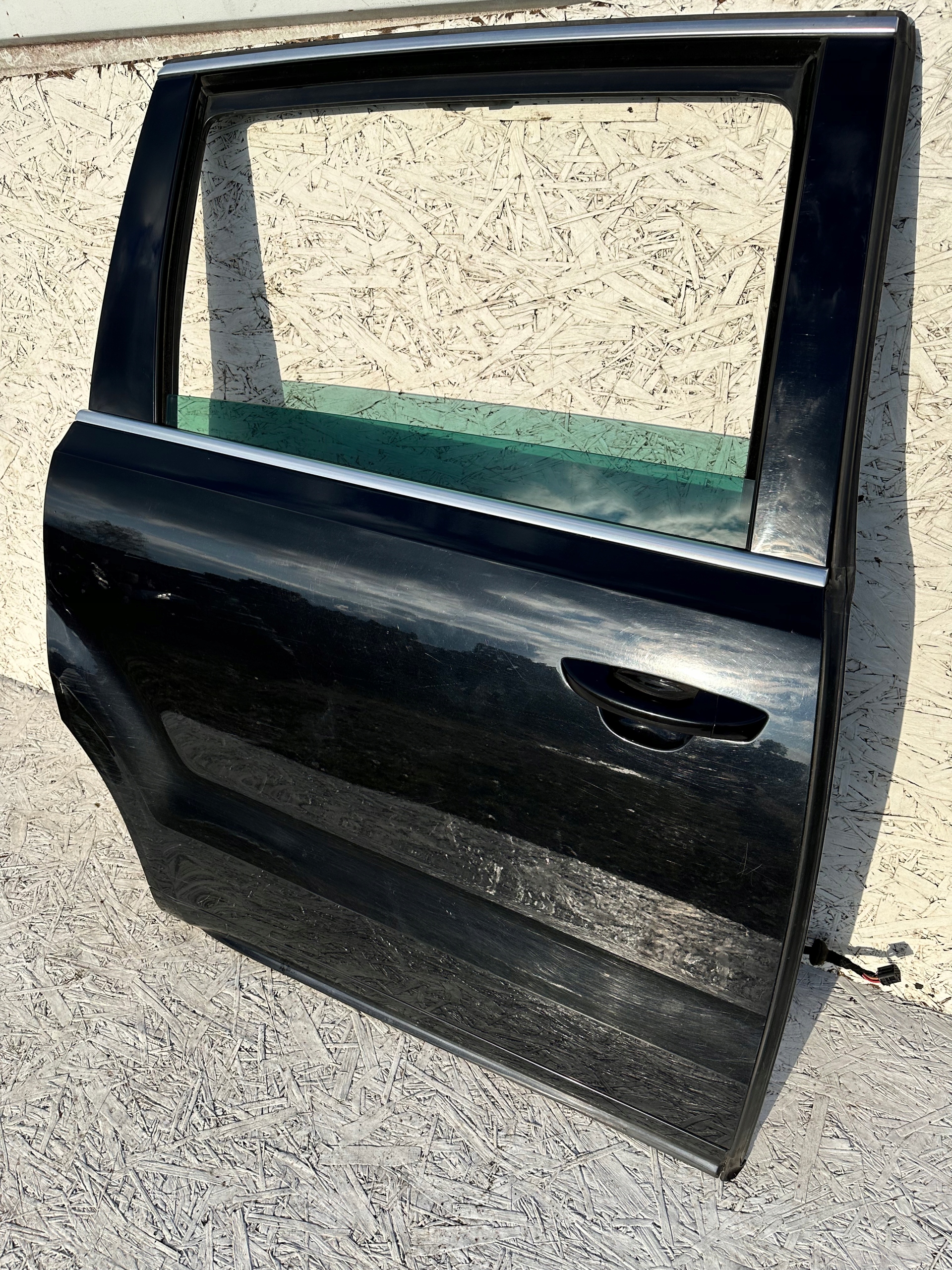 SHARAN 7N LIFT DRZWI PRAWE TYLNE TYŁ CZARNE LC9X