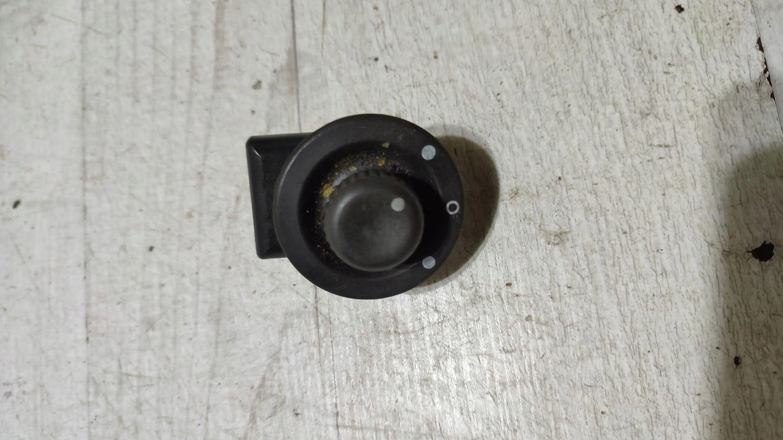 mirror control switch Dacia Duster and Lift 14r