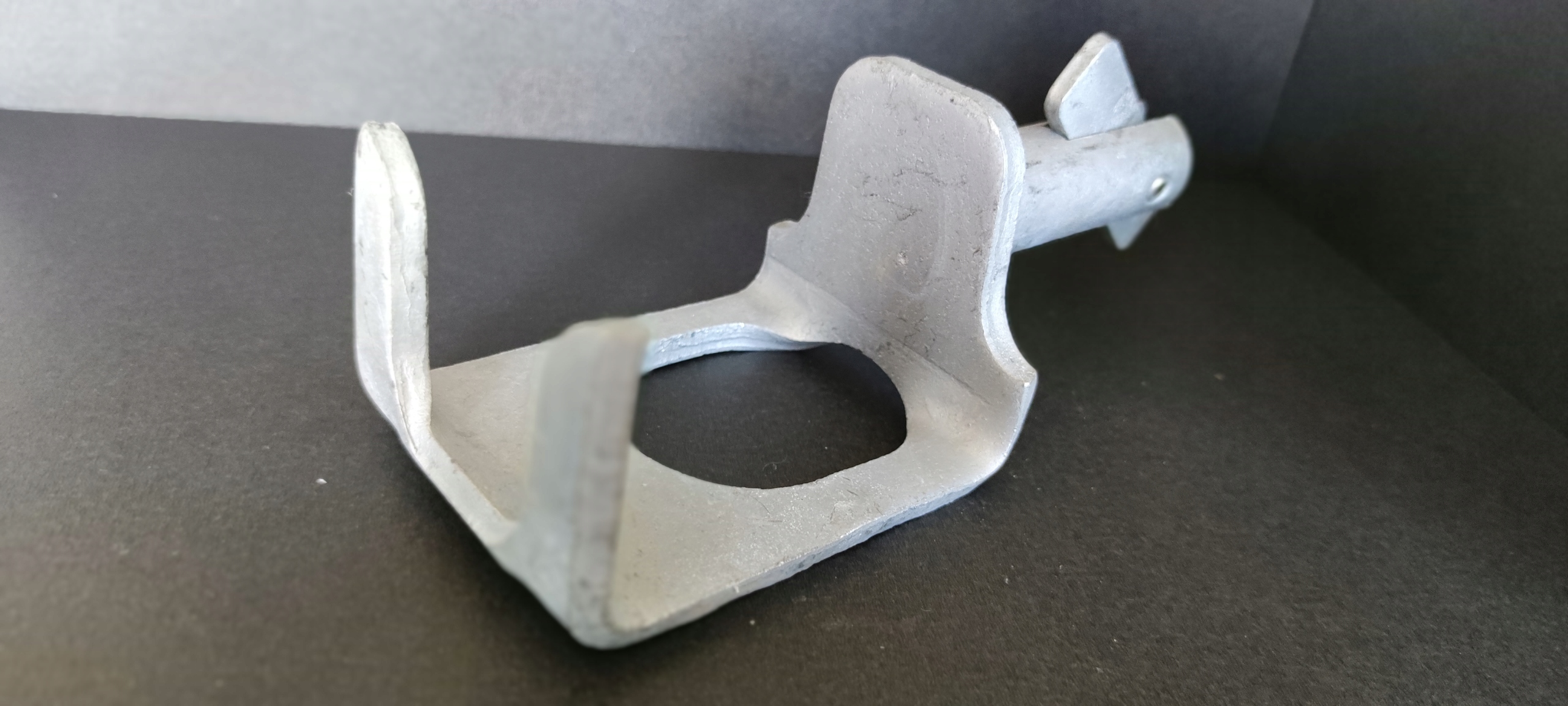 DOLNE MOCOWANIE STĘŻENIA-STARTÓWKA DO RUSZTOWANIA