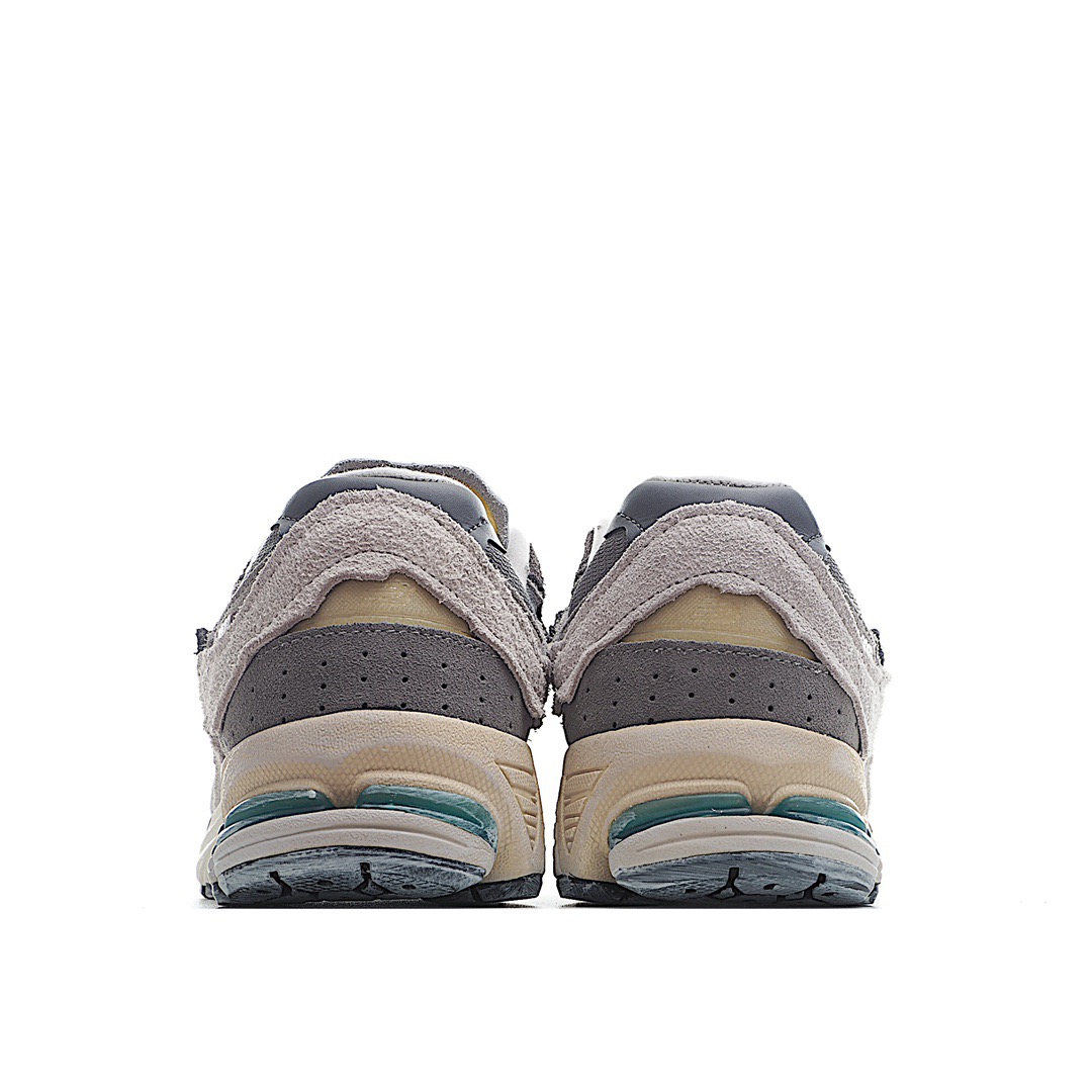 Buty sportowe New Balance 2002R Rozmiar 36