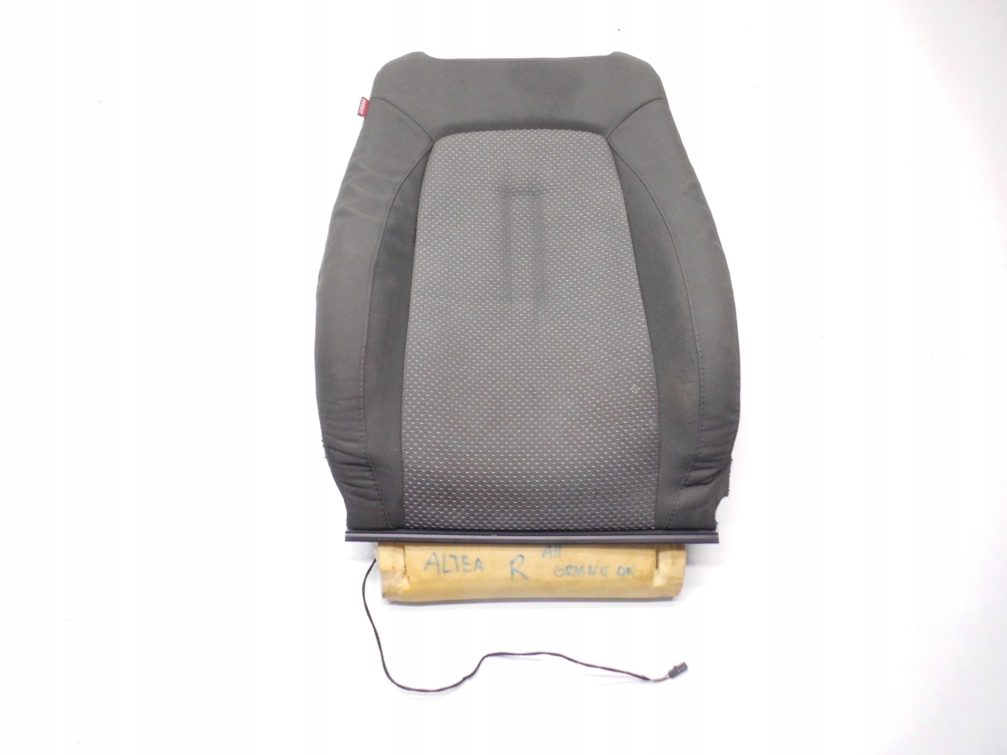 ОБИВКА СИДЕНЬЯ СПИНКИ ПАССАЖИРА ALTEAp С ПОДОГРЕВОМ