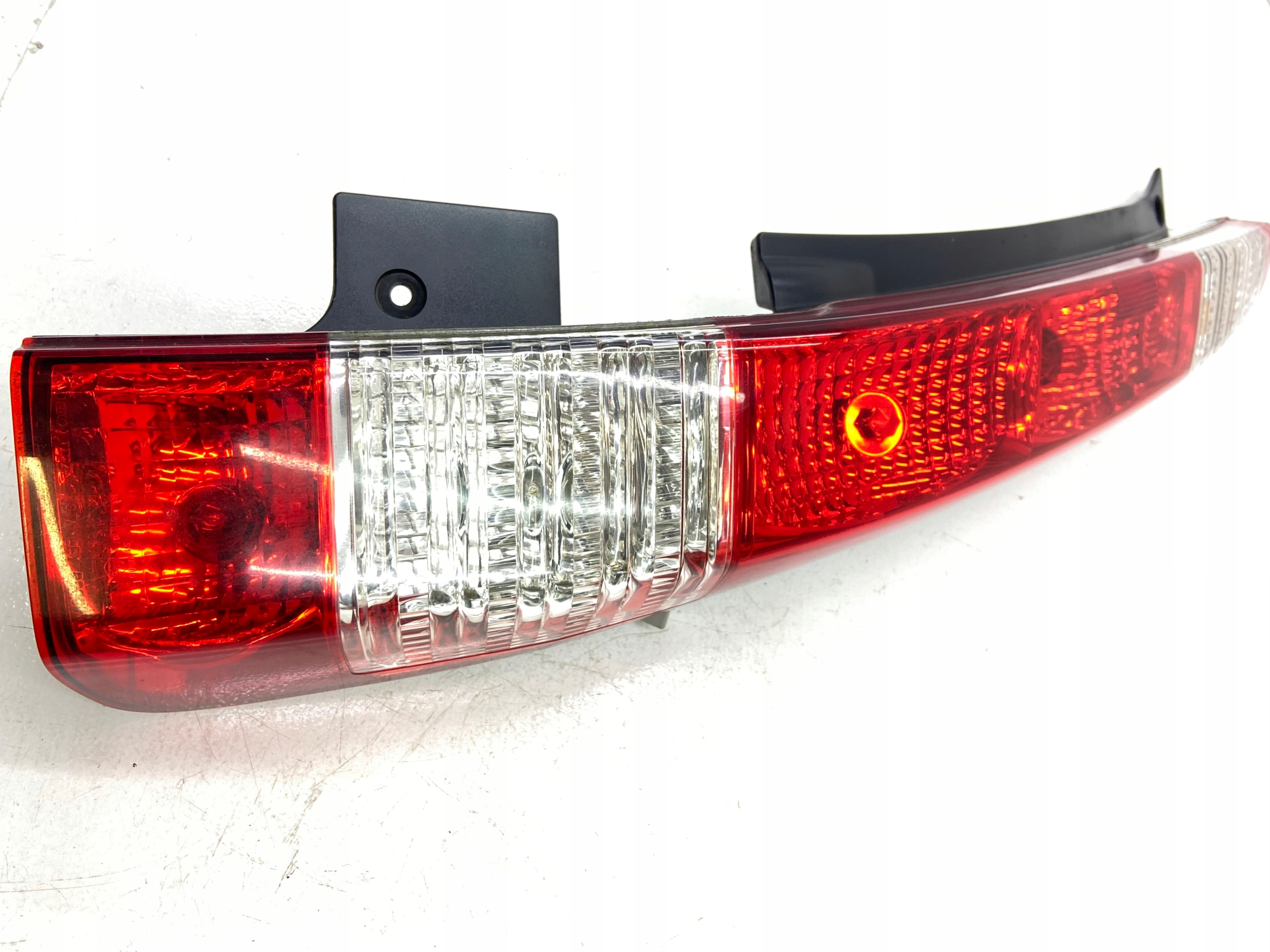 фонарь правый задний Honda CR-V II РЕСТАЙЛИНГ oe 33500-SCA-E110-M1