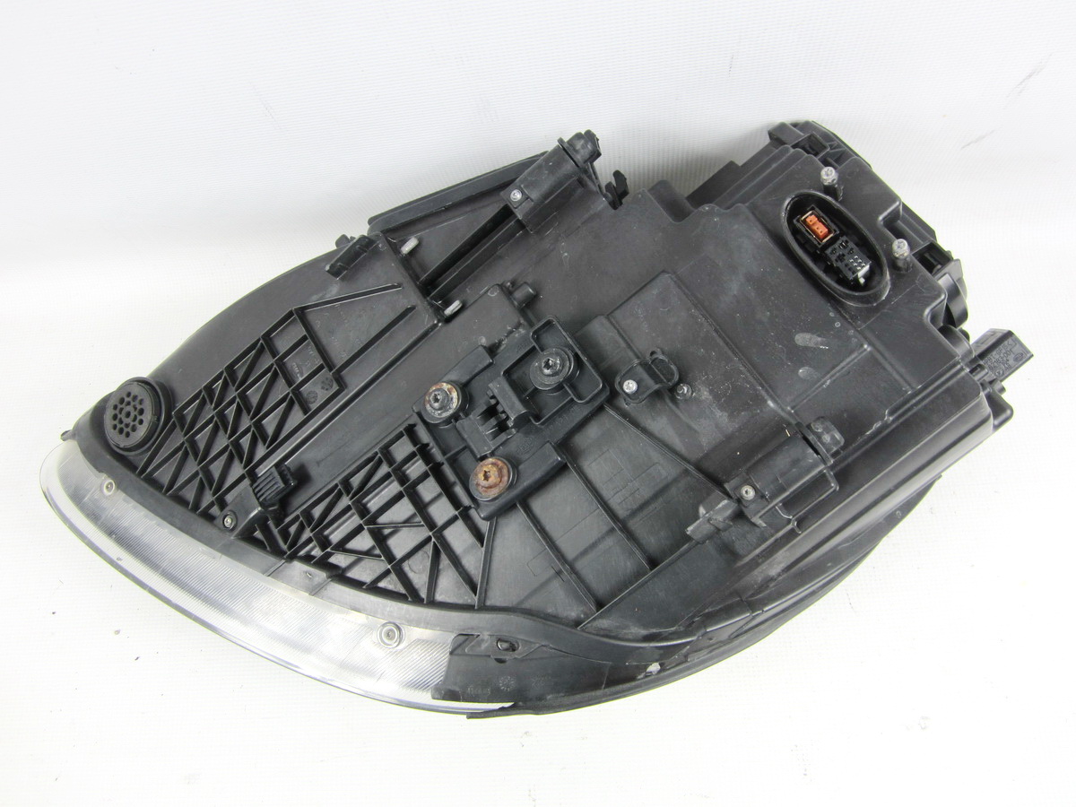 light front front right Bi-Xenon Porsche Cayenne S II 958 7P5 92A