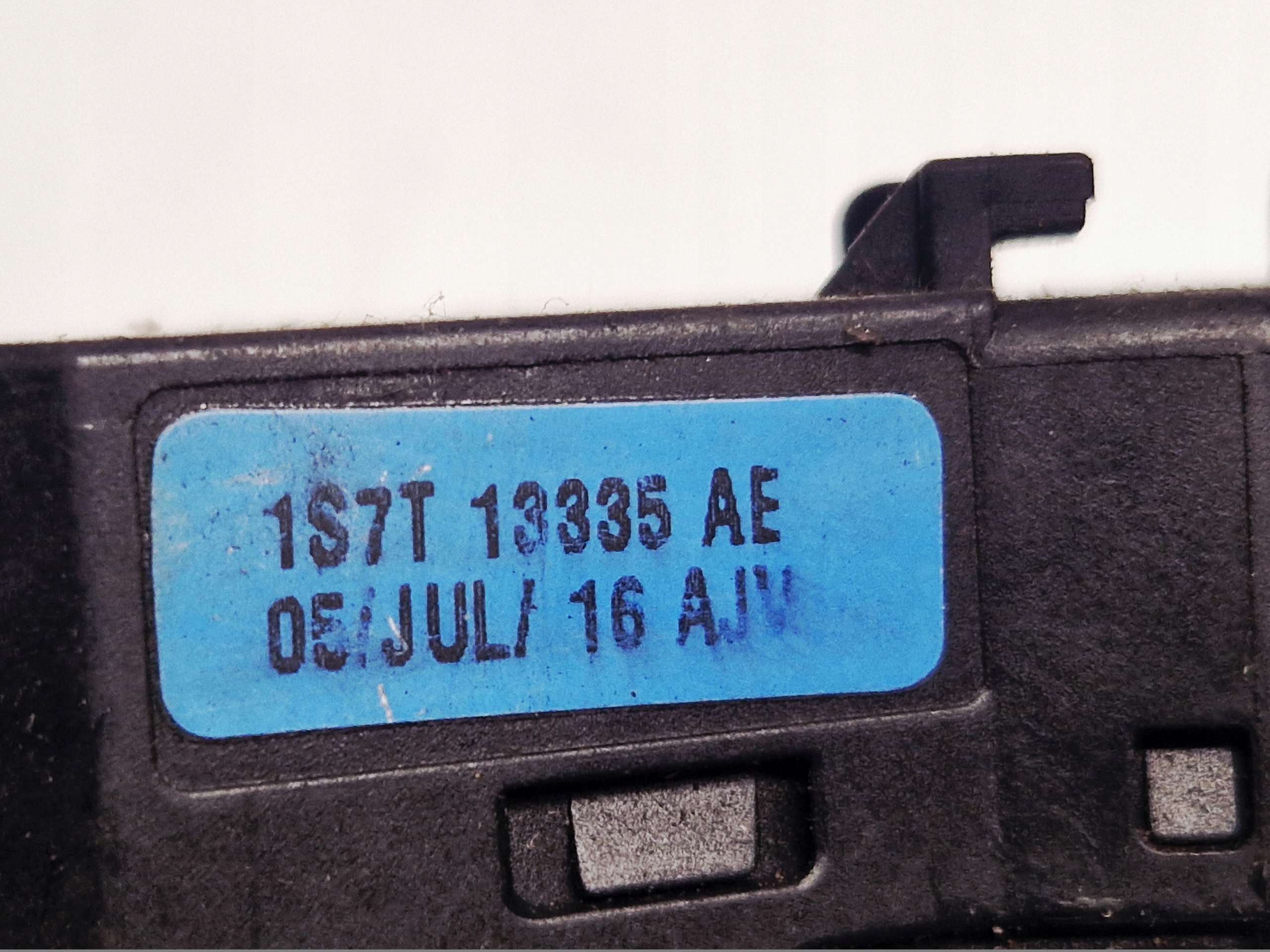 switch control FORD FIESTA MK6 1S7T-13335-AE