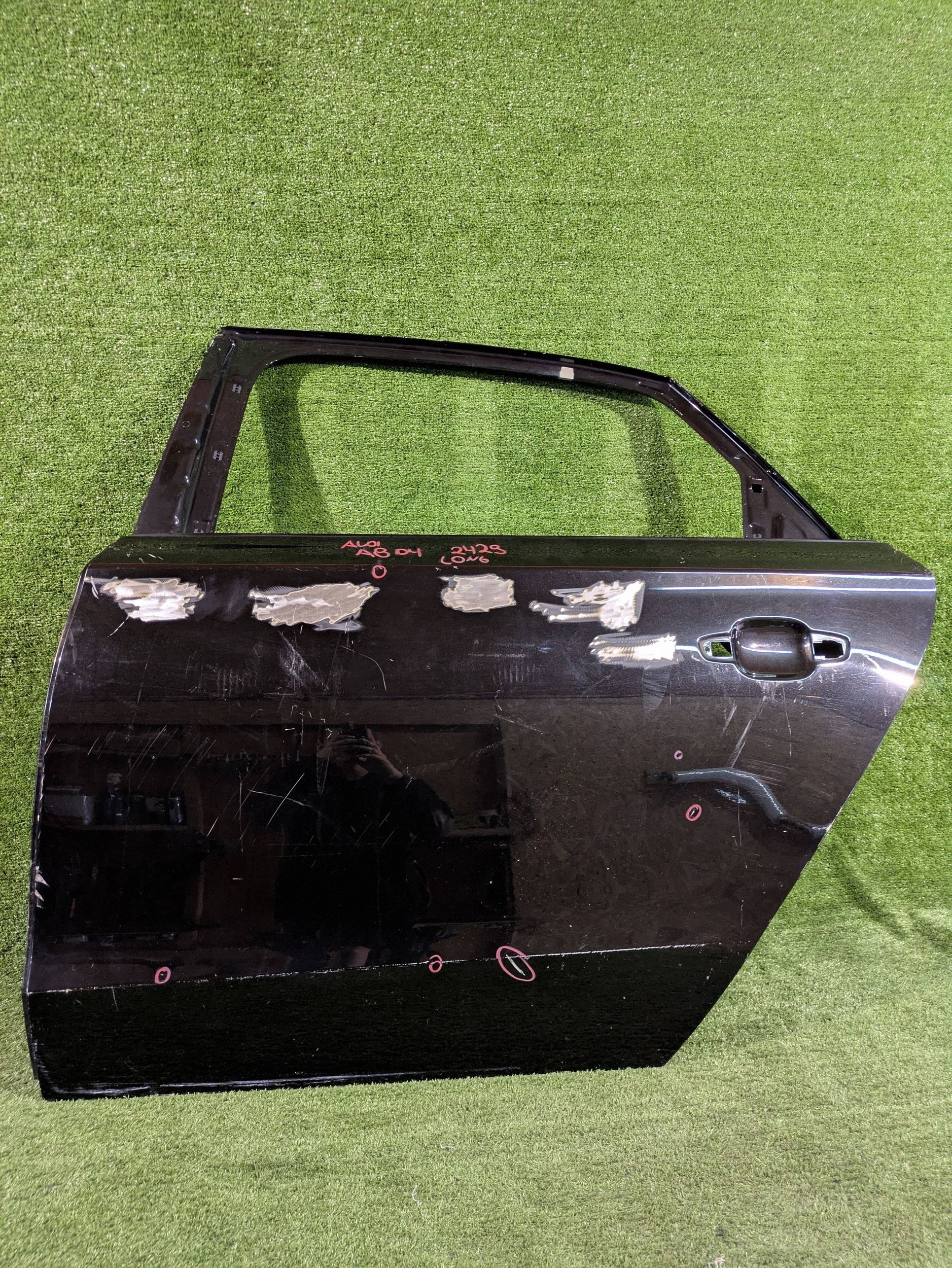 door rear. left left rear part AUDI A8 D4 LONG NR.D2429
