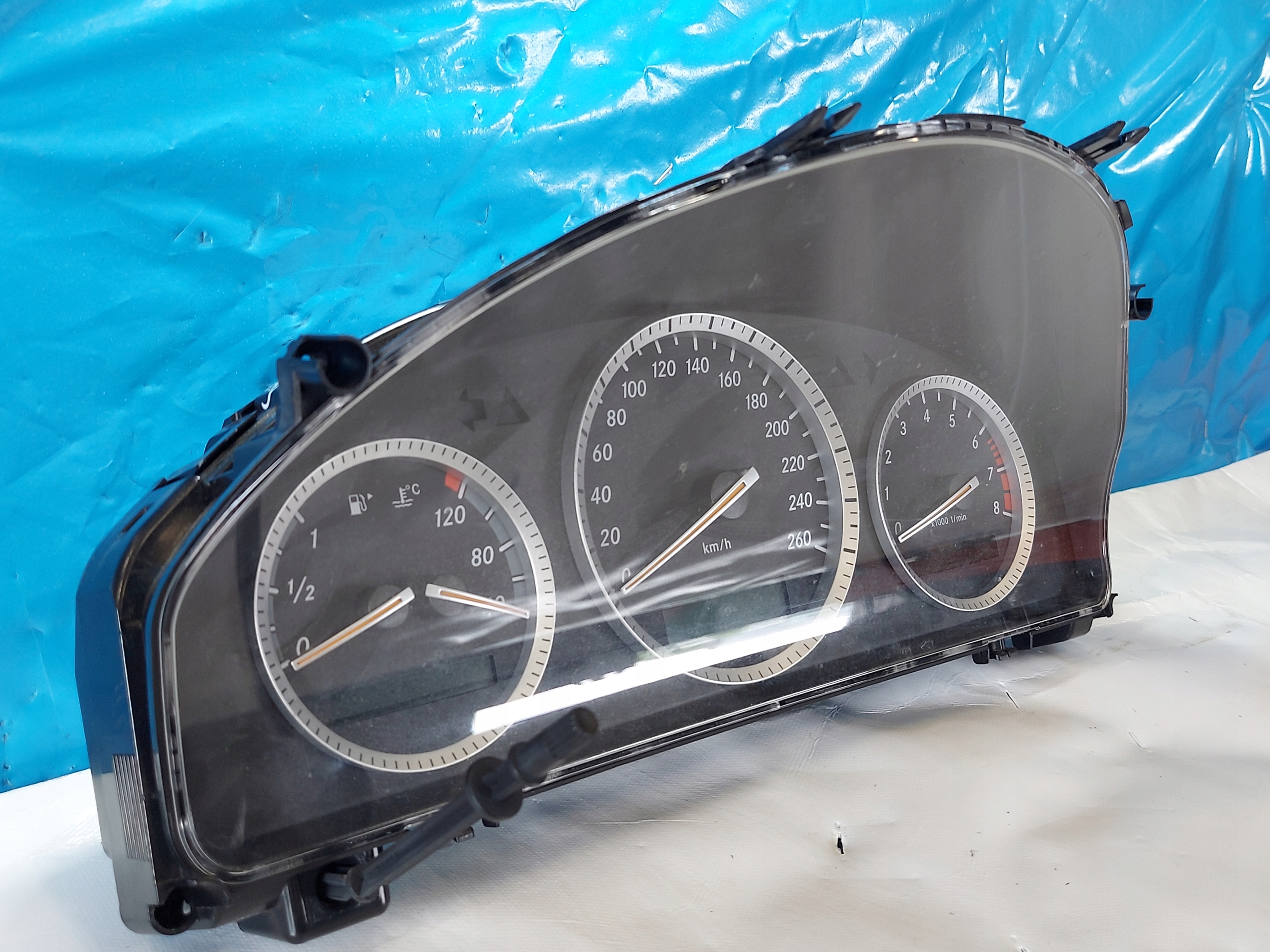 dials clock MERCEDES C KLASA W204 1.8 K A2045400848ZGS