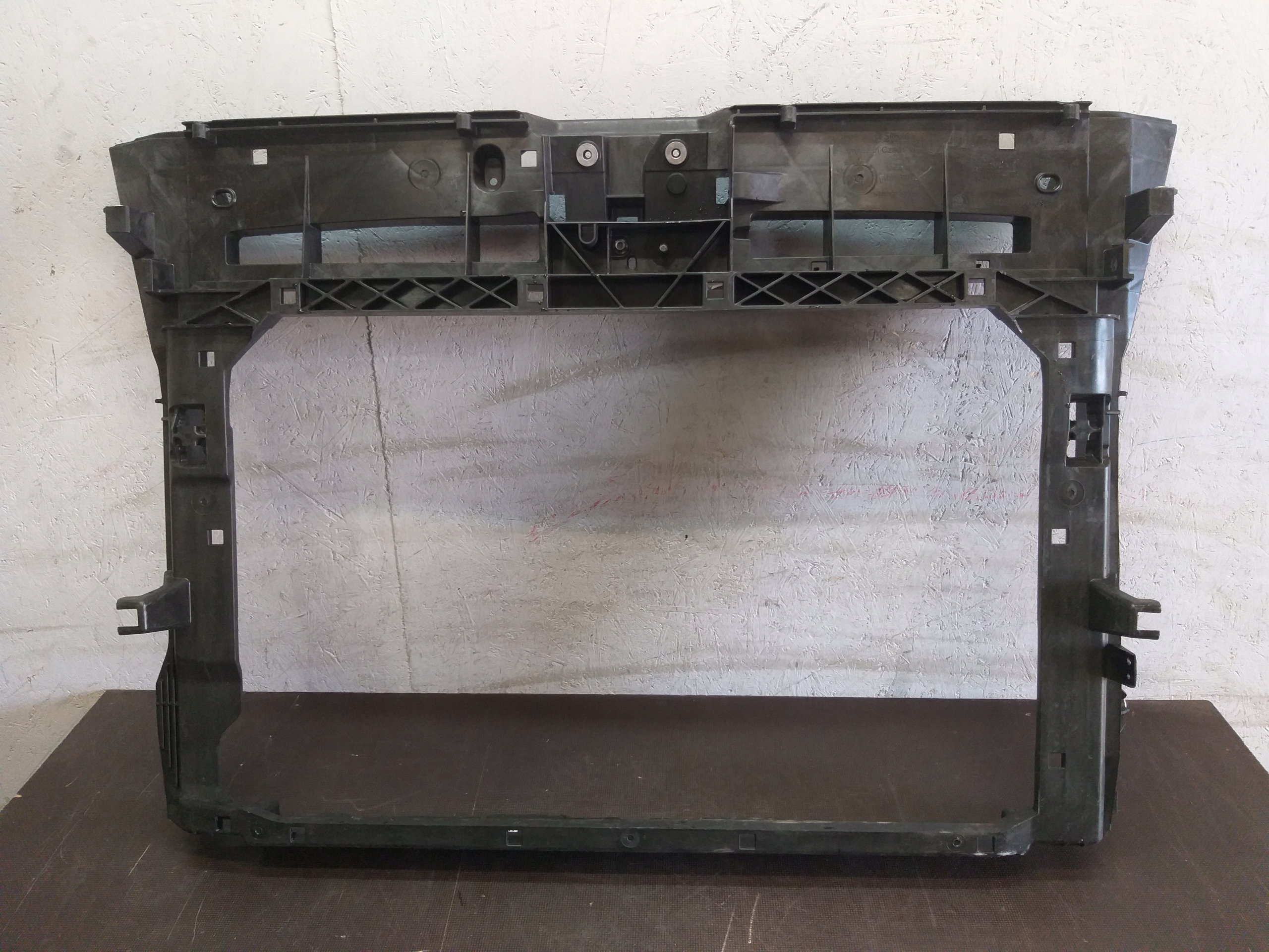 PAS PRZEDNI SKODA KAROQ 57A805588H