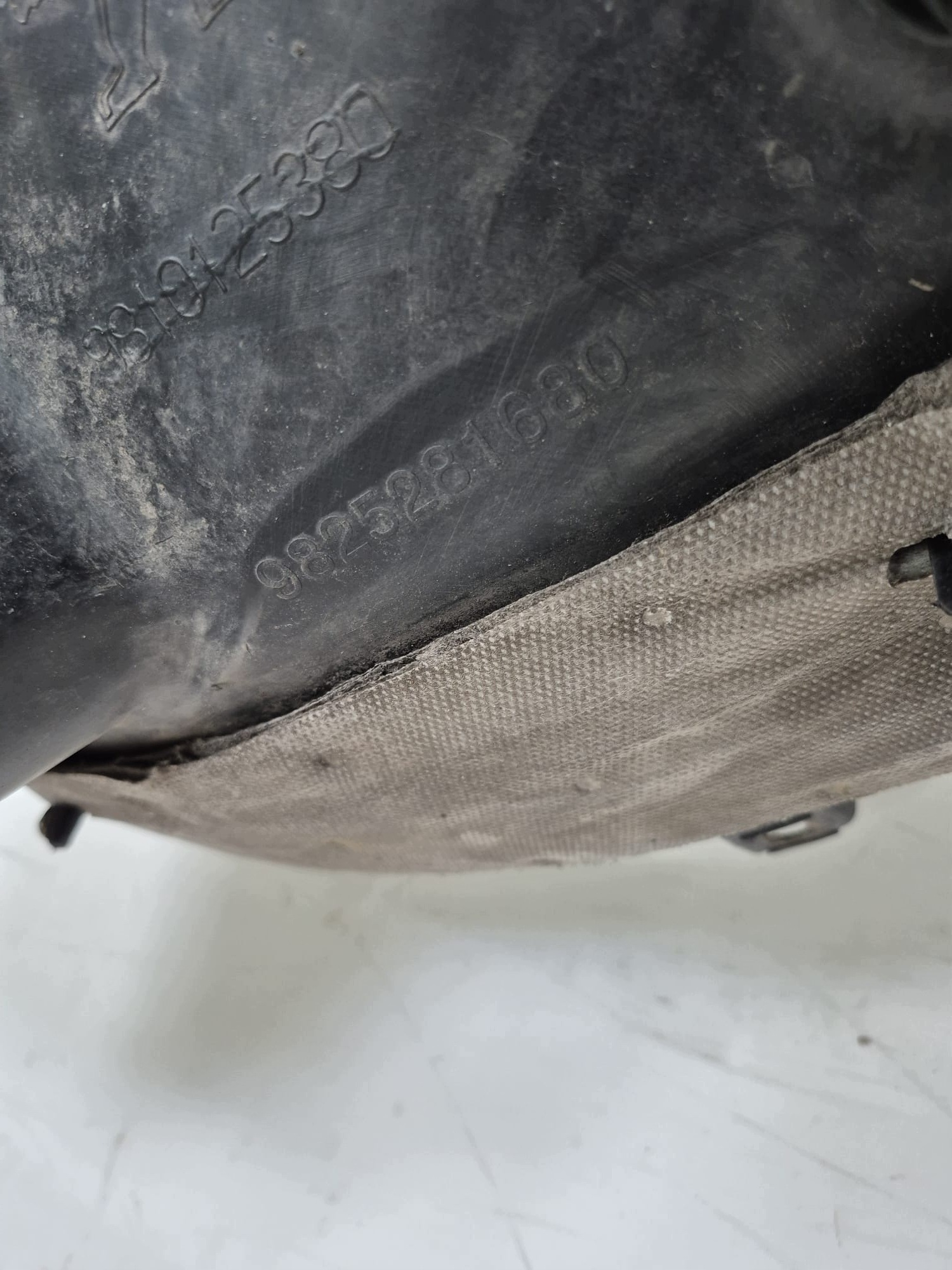 PEUGEOT 3008 5008 II 2 16-24 mudguard front front right