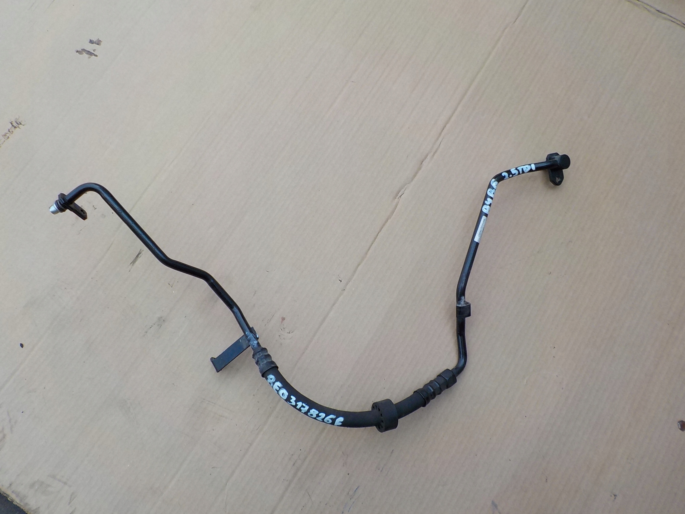 Ölleitung audi a4 b6 2,5 tdi 8E0317826F
