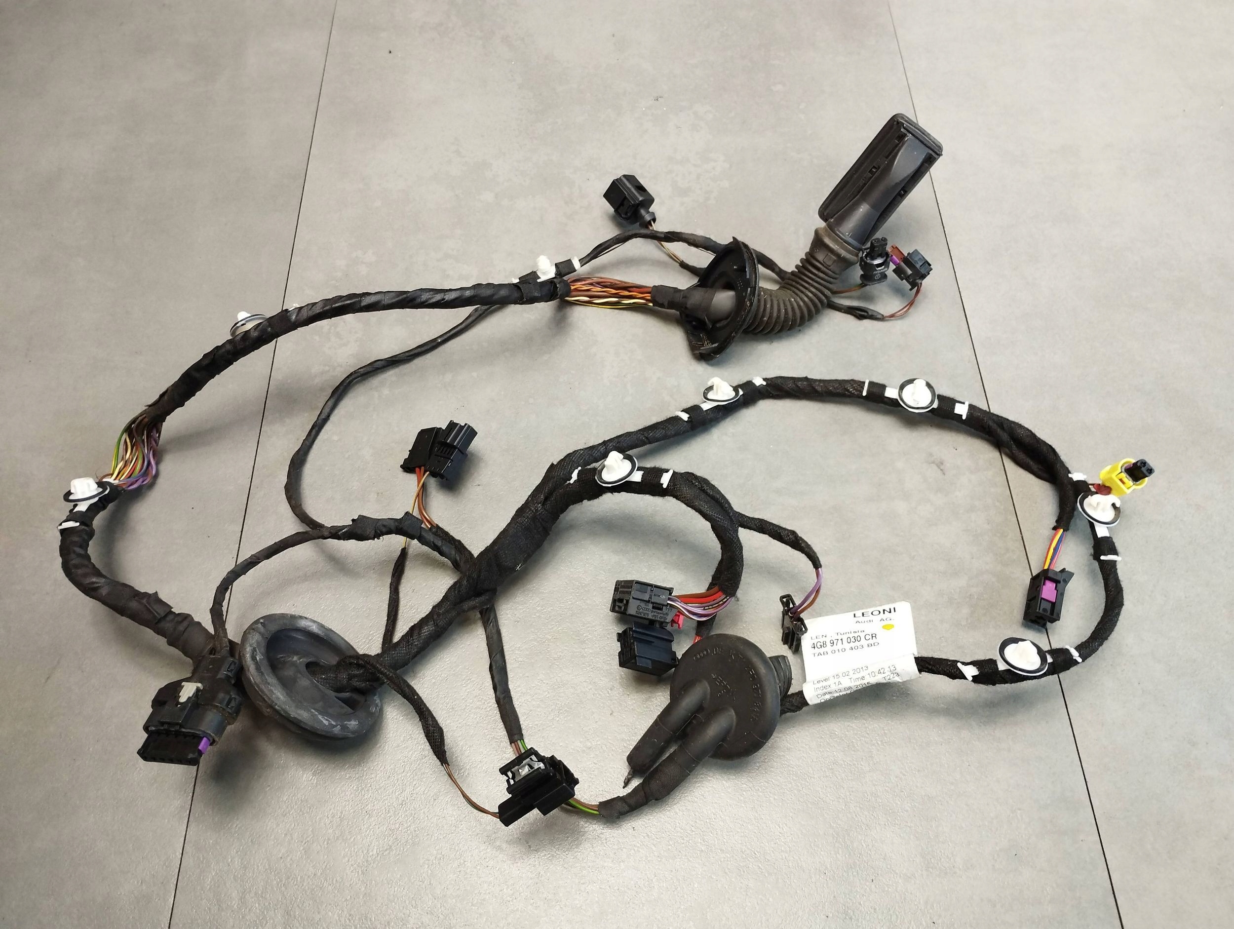 Audi A7 4G 2016 bundle door right front 4G8971030CR