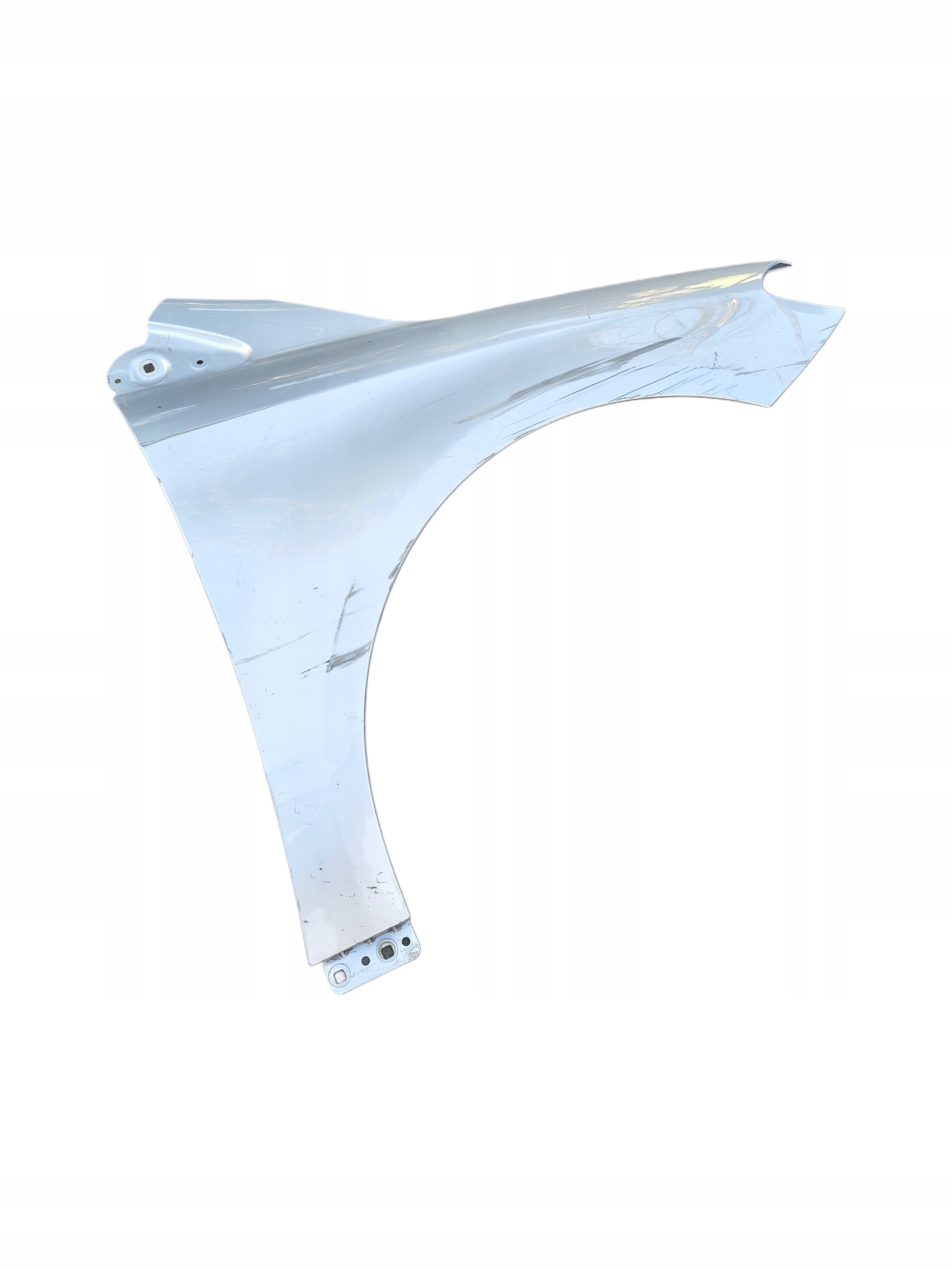 MERCEDES W246 B-Klasa błotnik prawy przedni A2468810201