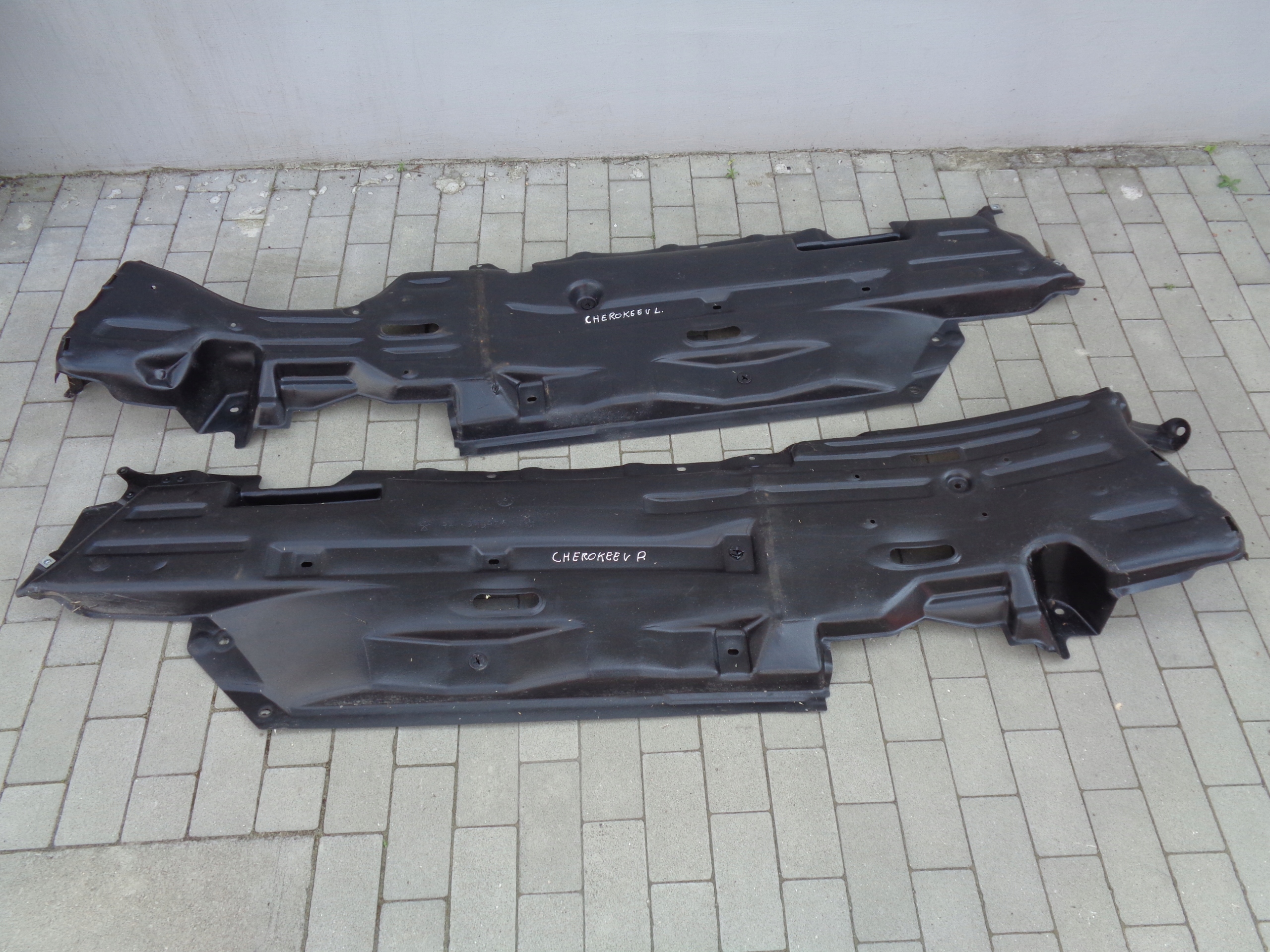 cover chassis left right JEEP CHEROKEE V KL