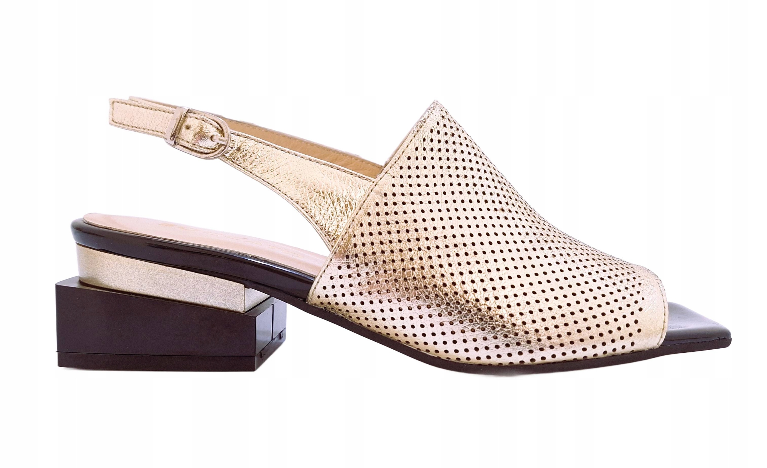 Zlaté dámské kožené sandály na nízkém podpatku Boccato 335.5060, velikost vel.