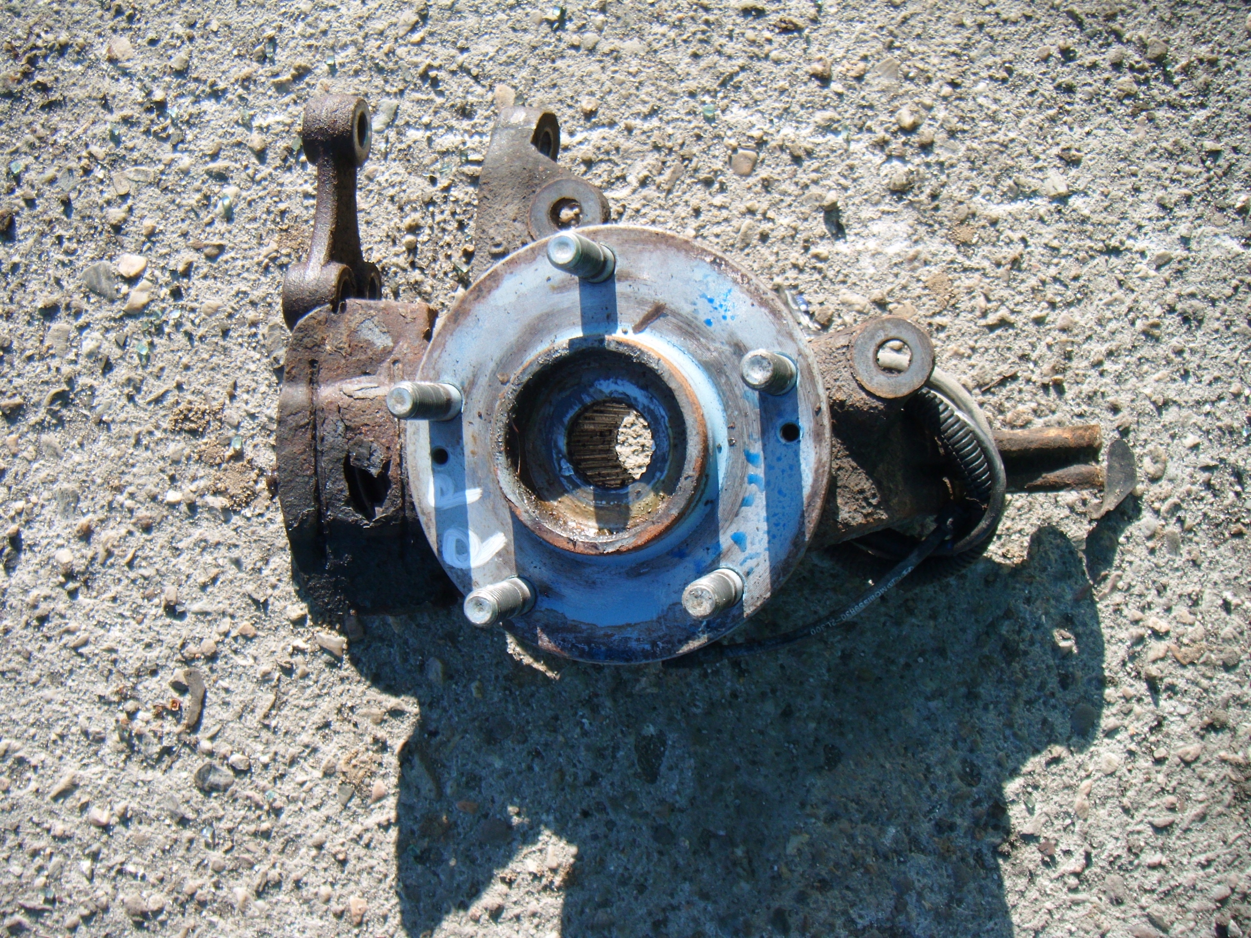 HYUNDAI I30 I 1 1.4 2007-2012 ZWROTNICA PIASTA PRAWY PRZÓD ABS