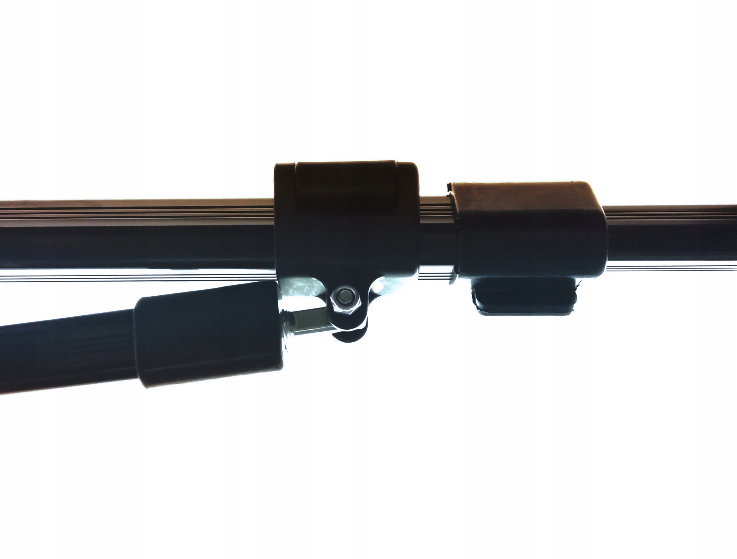 STOJAK TRÓJNÓG PLAŻOWY MISTRALL SURF CASTING Marka Mistrall