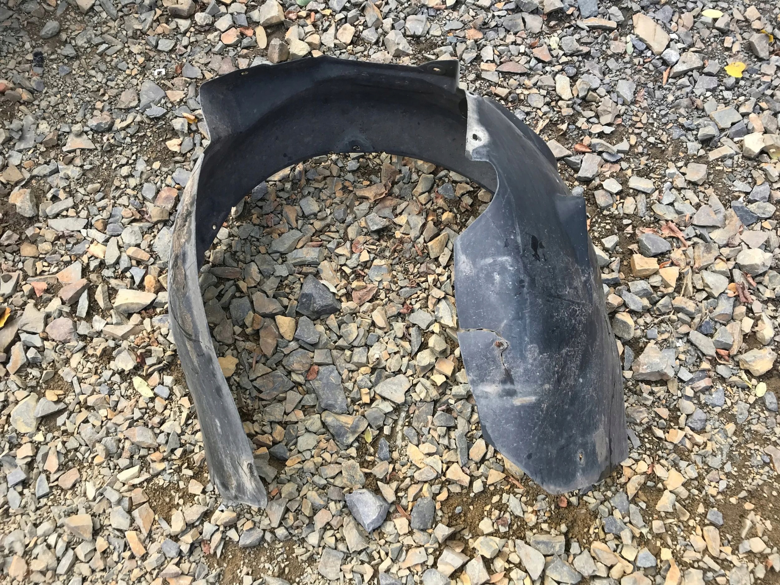 mudguard left front PASSAT B5 LIFT 3B0809961F