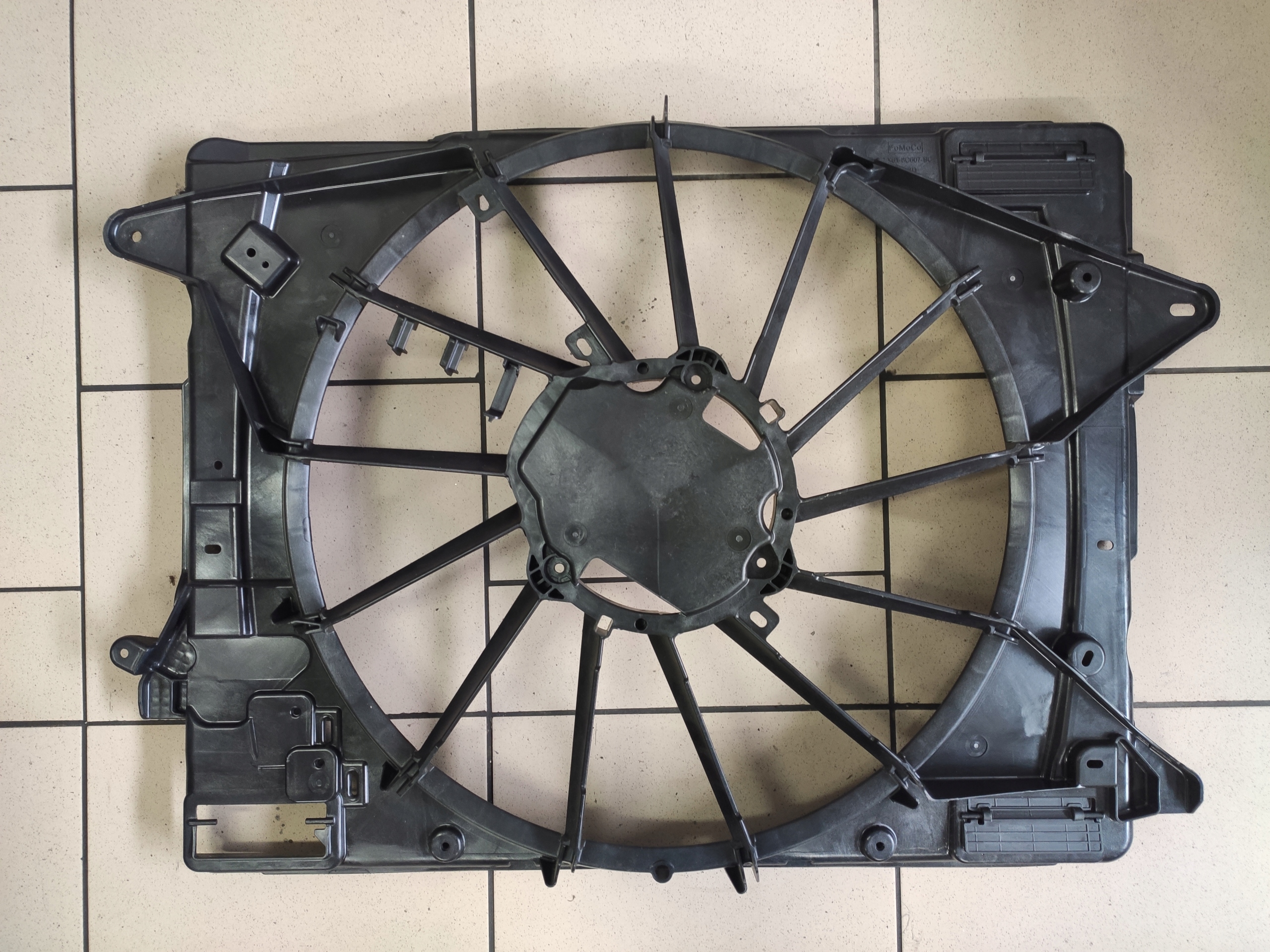 FORD KUGA MK3 2.5 HYBRID OBUDOWA LX61-8C607-BC