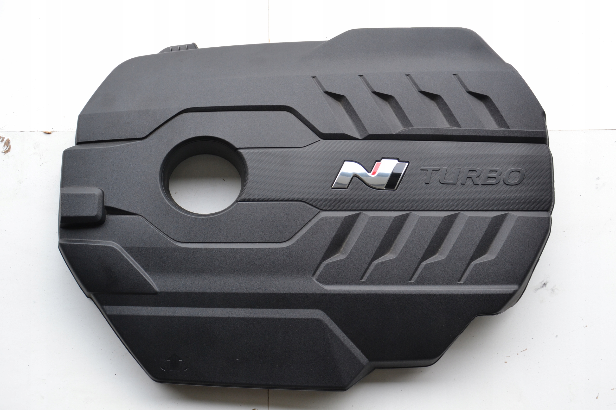 Hyundai i30N Performan крышка двигателя 29240-2GTB0