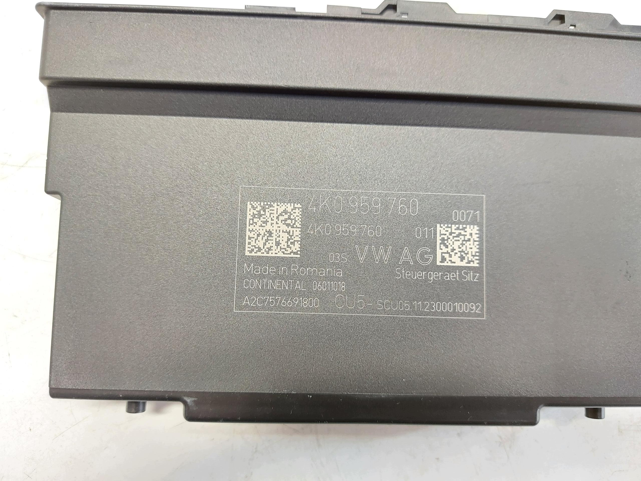 Audi Q8 E-TRON SportBack Bedienteil modul SITZ oryg 4k0959760