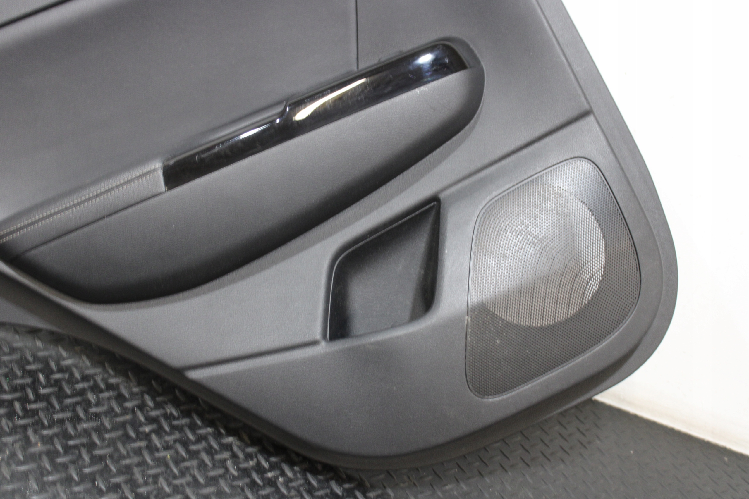 upholstery side door left rear part KIA SPORTAGE 4 IV GT-LINE