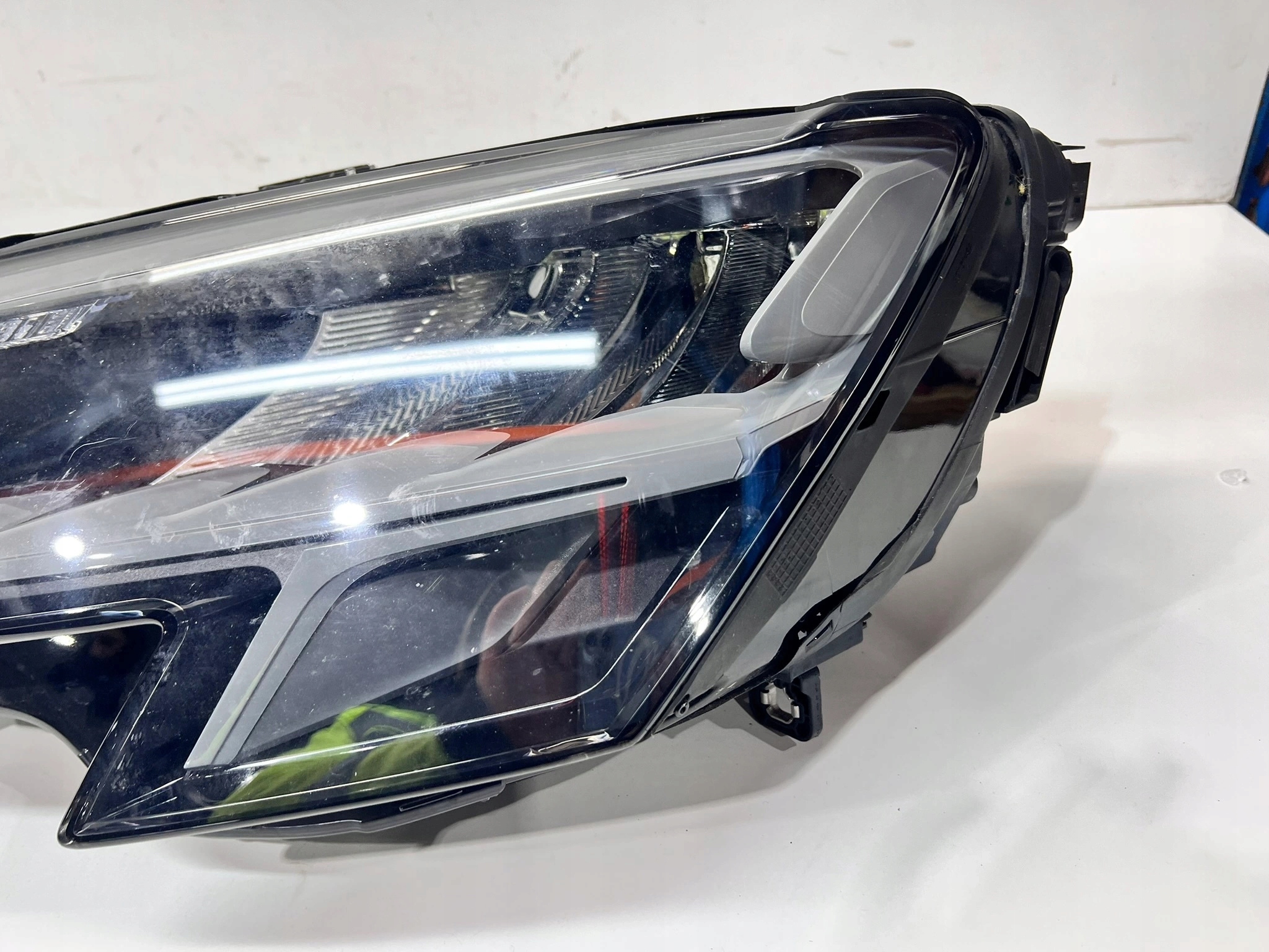 REFLEKTOR light left front AUDI A3 8Y 8Y0941011D
