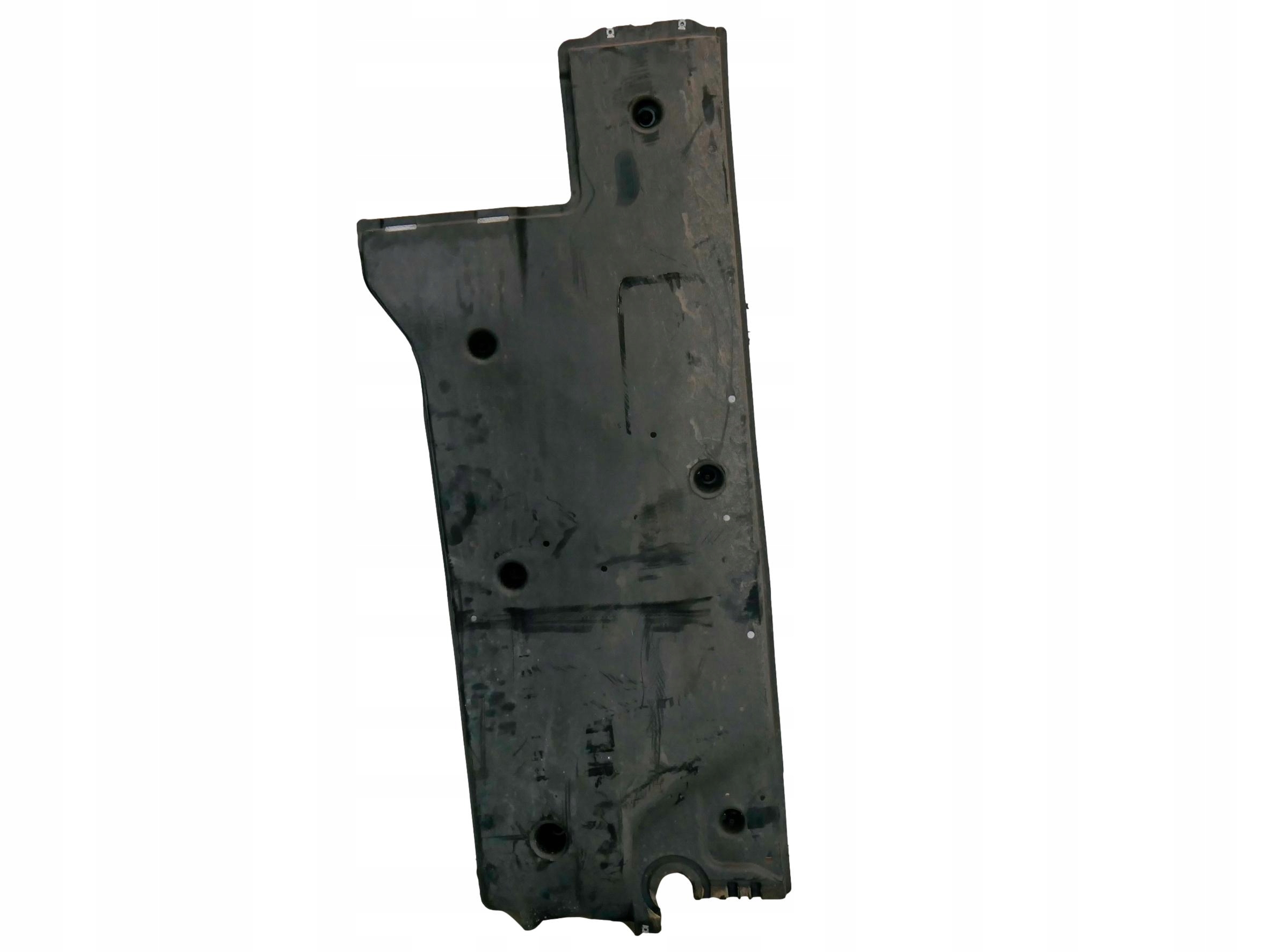 Osłona podwozia prawa 3Q0825202B PASSAT B8