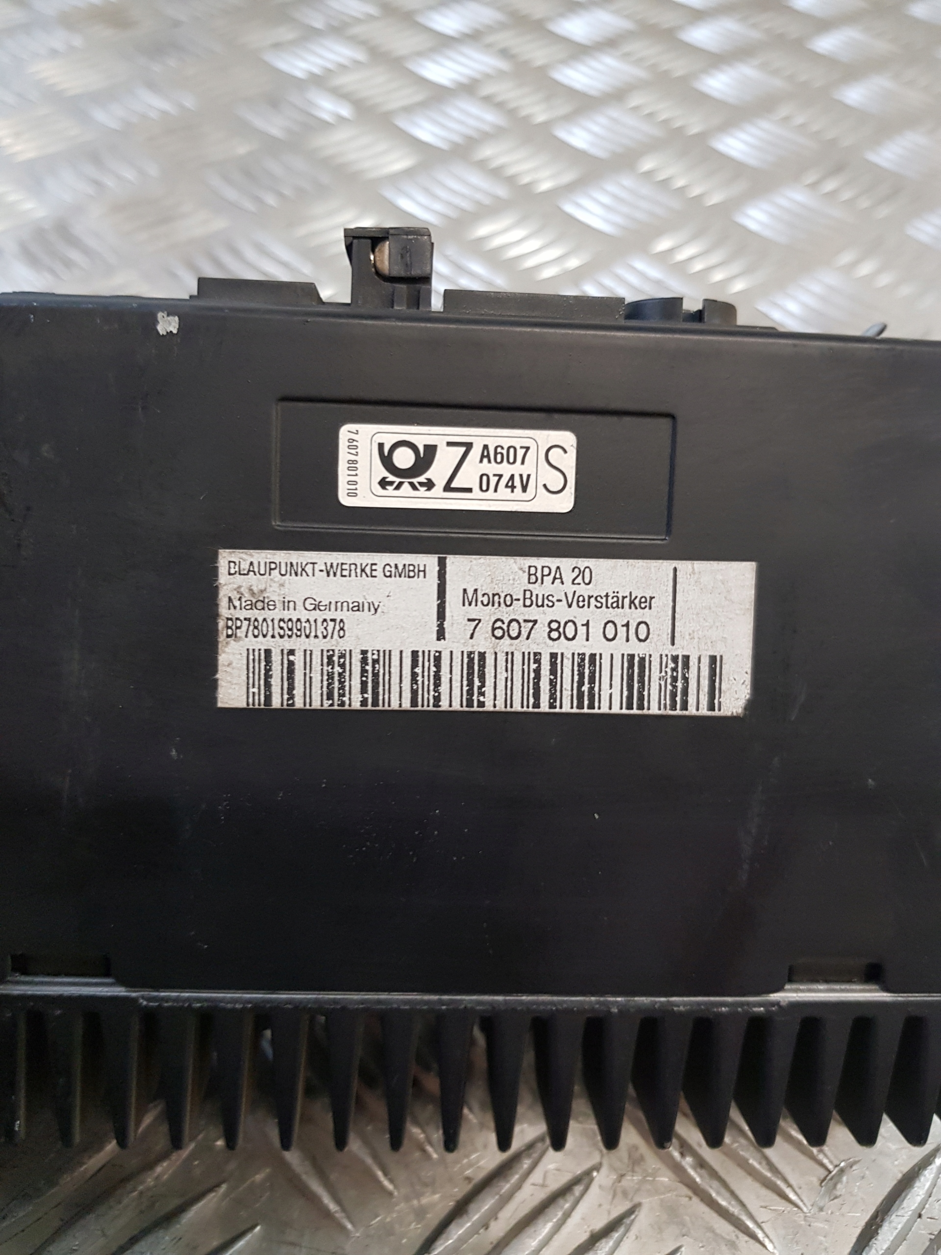 AMPLIFICATORE AUDIO BLAUPUNKT BPA20 7607801010