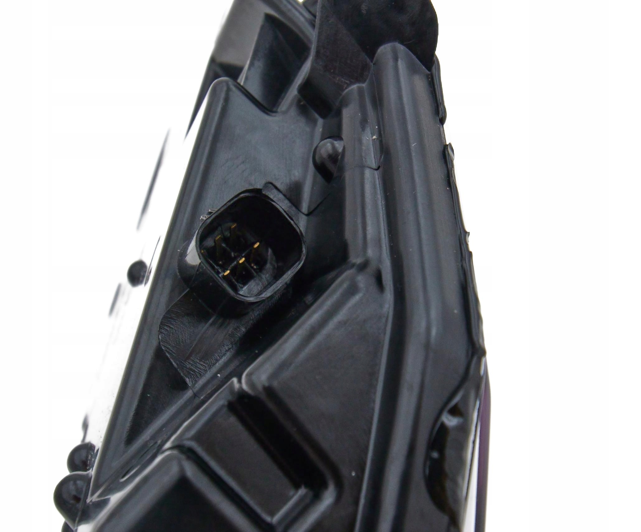 противотуманная для tesla MODEL S 2012-2016 6005916-00-E правая