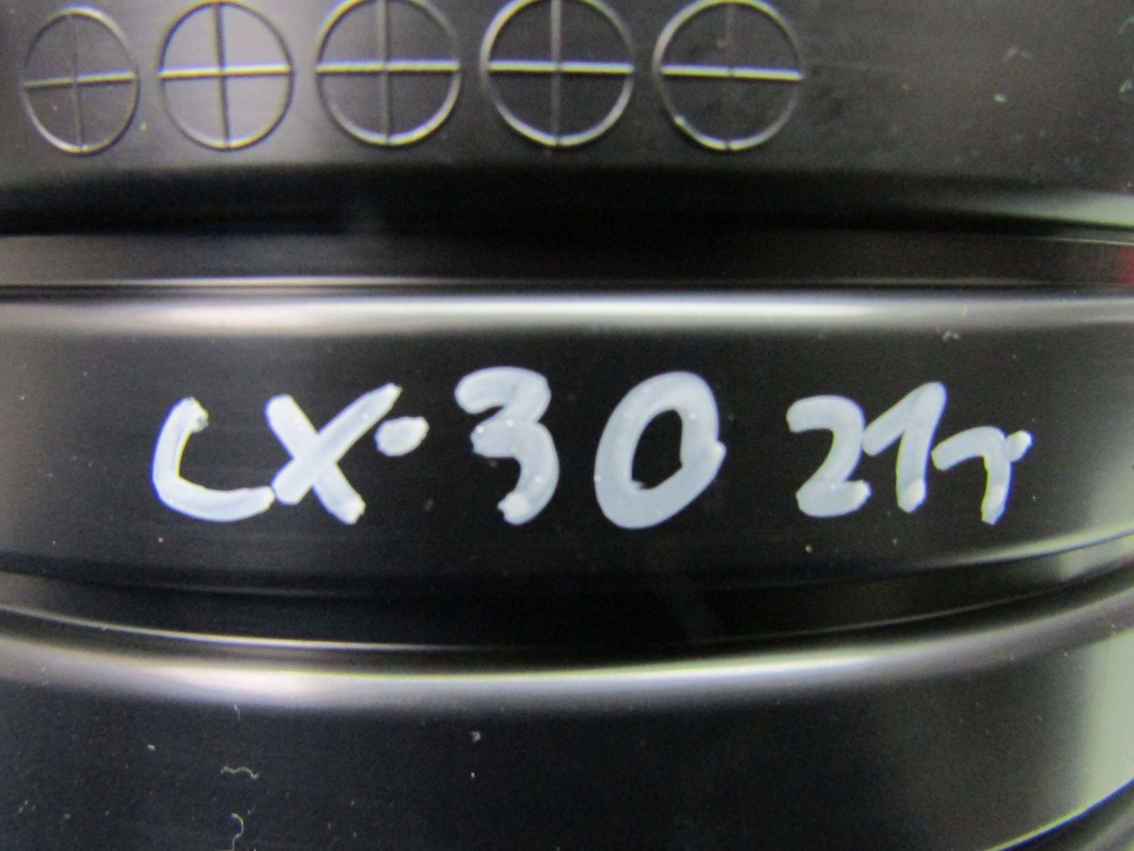 mazda CX-30 21R бардачок Держатель на Чашки капхолдер DFR7-G0396