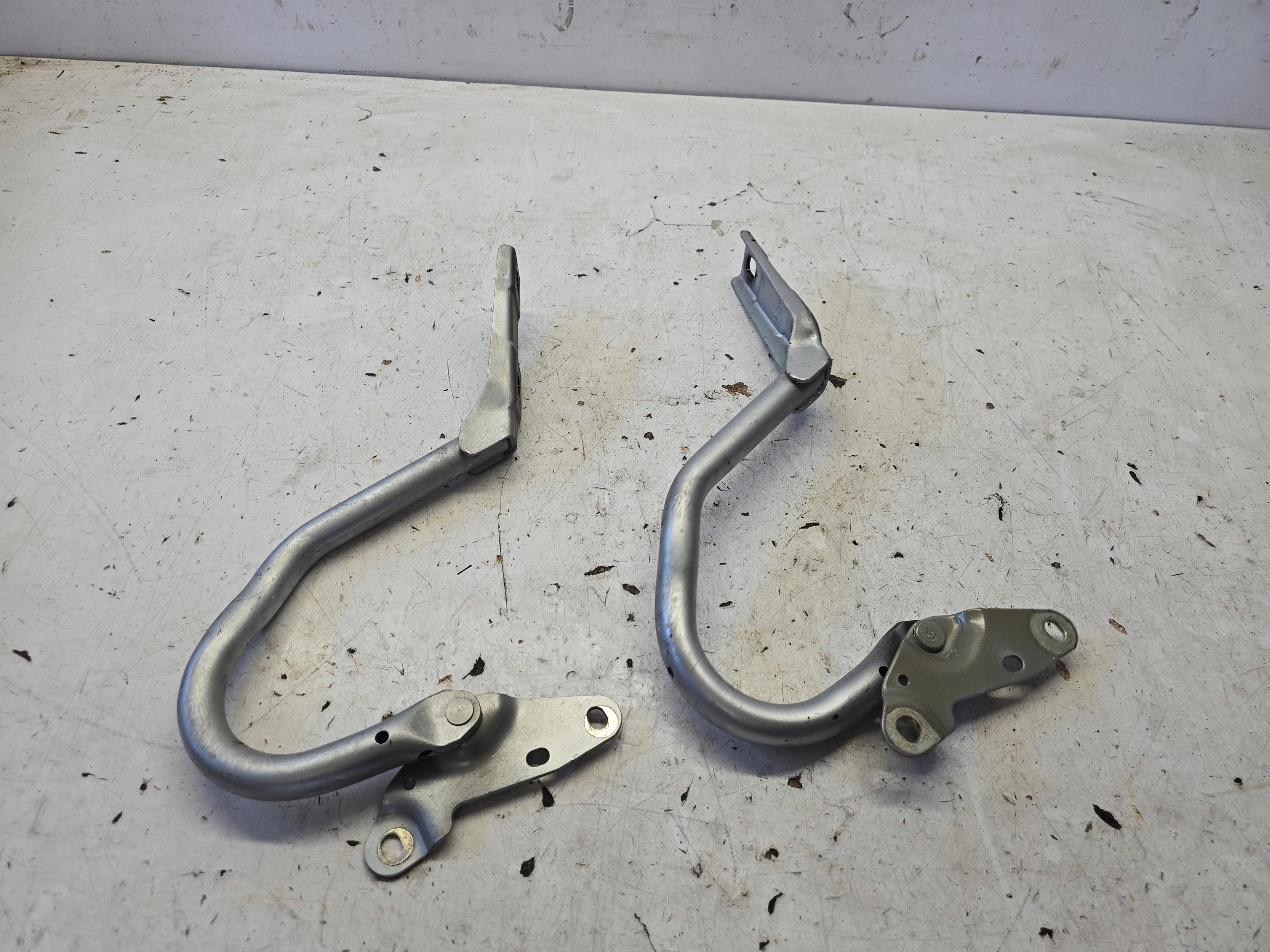 OPEL ZAFIRA C hinge bonnet hinges right left KOMPLET 2 SZTUKI Z189