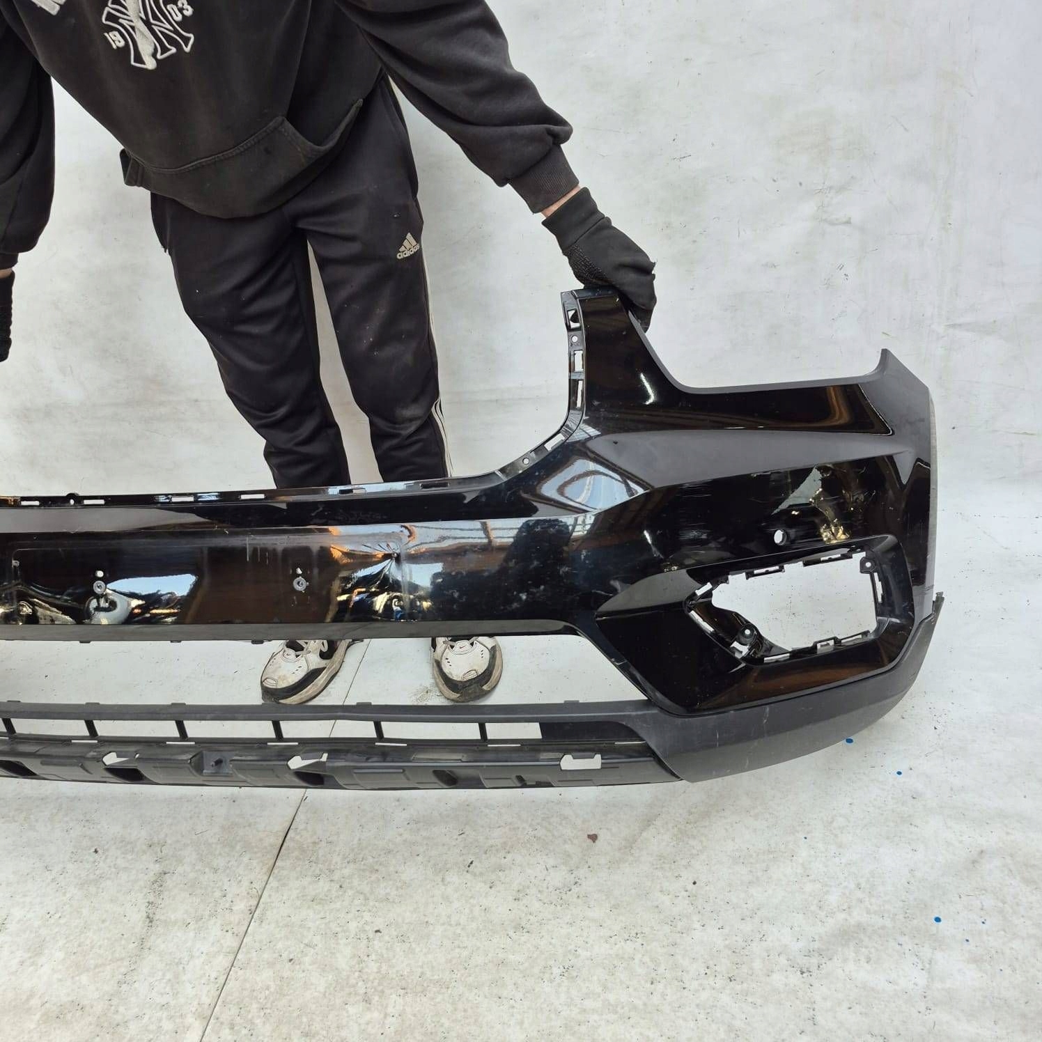 VOLVO XC40 17-22 bumper front front PDC