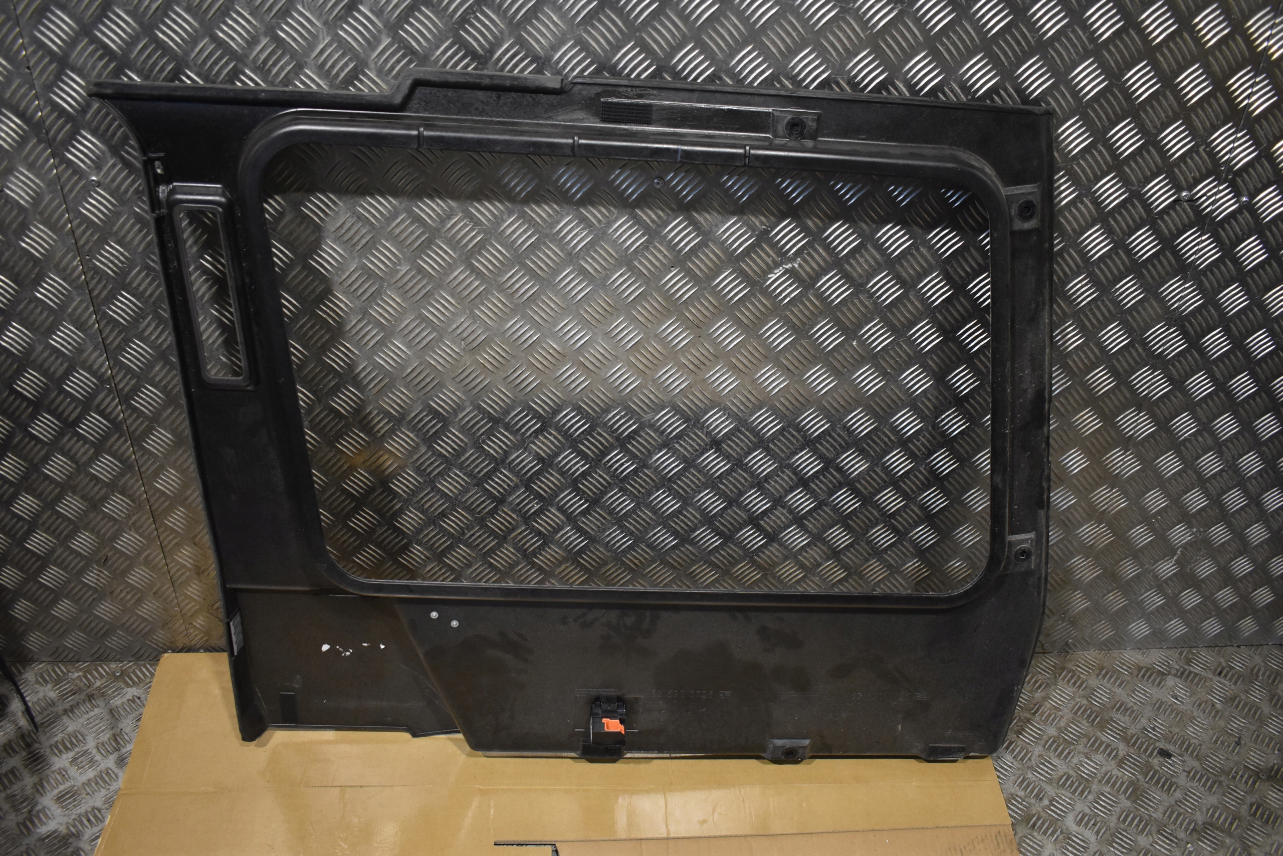 perfect condition side upholstery left MERCEDES W463 1