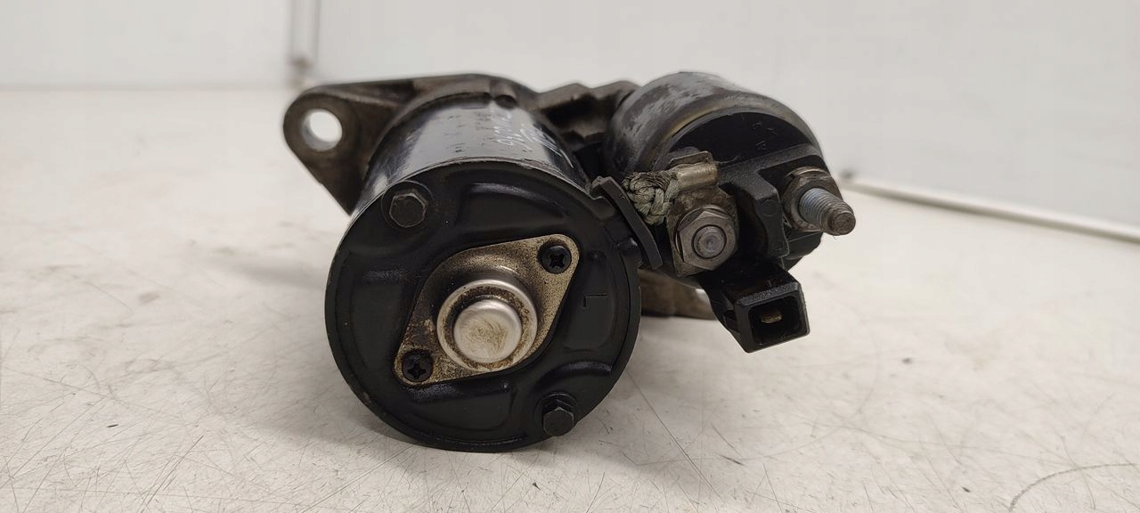 starter VW Golf IV 1,6 FSI