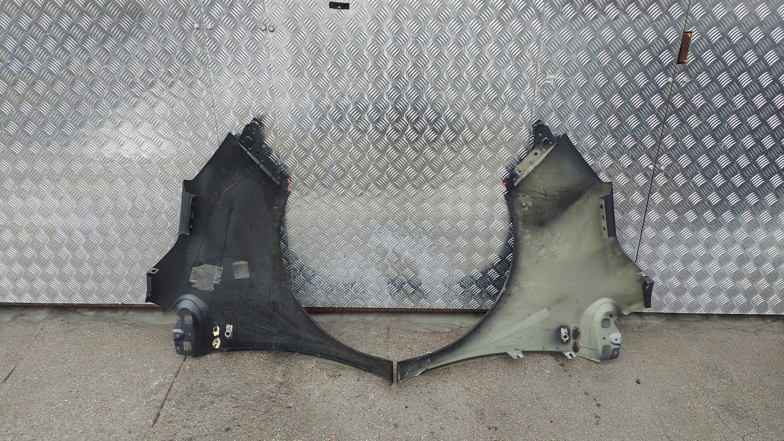 parafango sinistra OPEL MERIVA B LAK: Z177