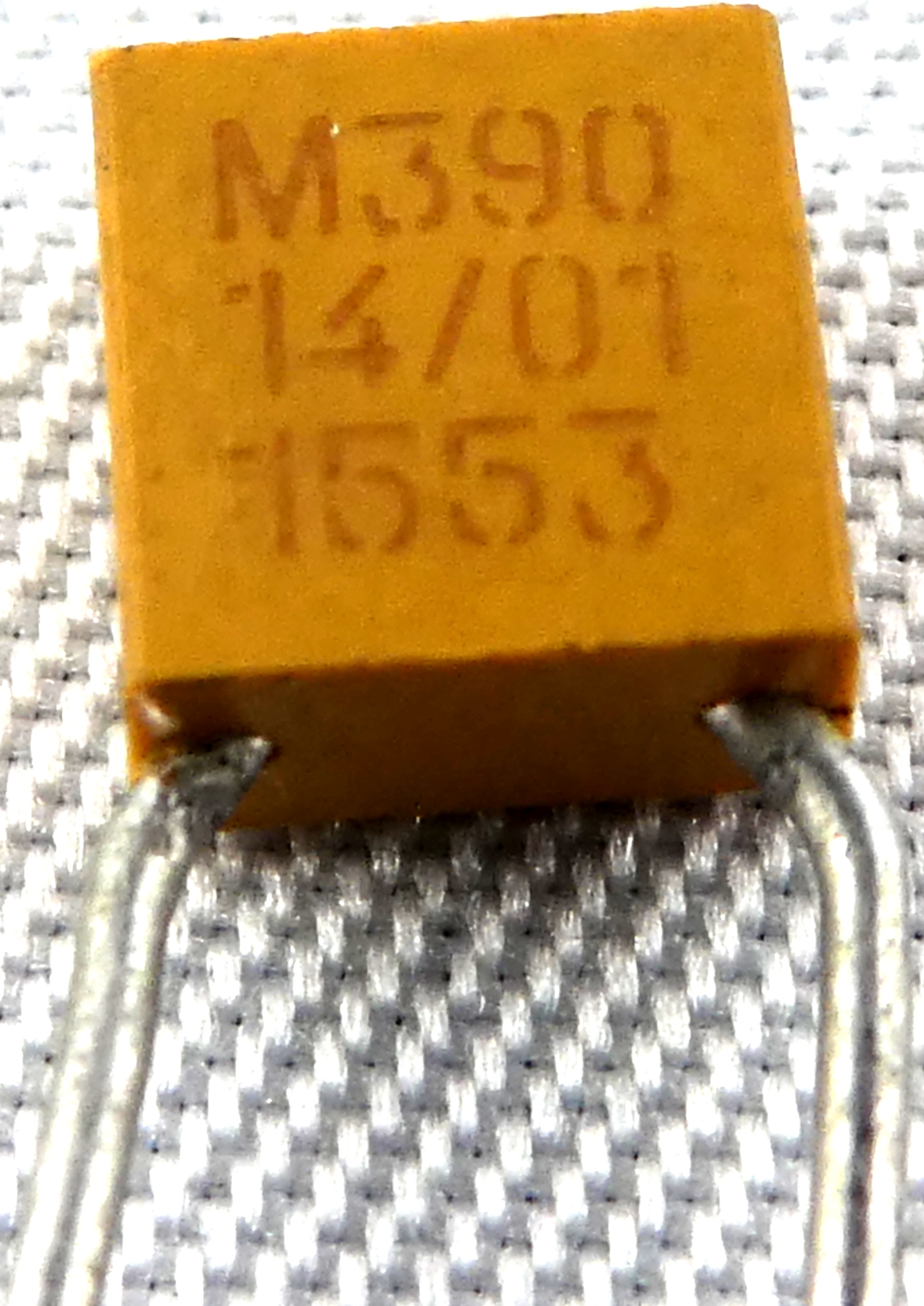 

Ceramiczny 0,1uF 100nF 50V 10% LDD Mil X7R 10szt.