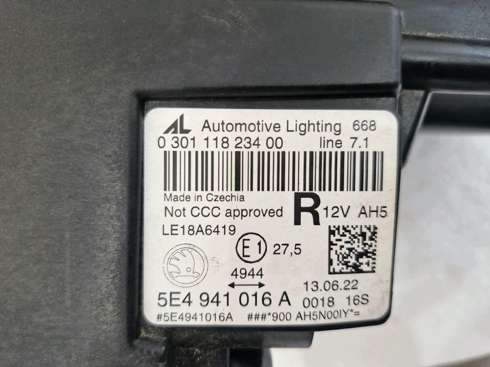 light right Skoda Octavia 4 IV FULL LED complete