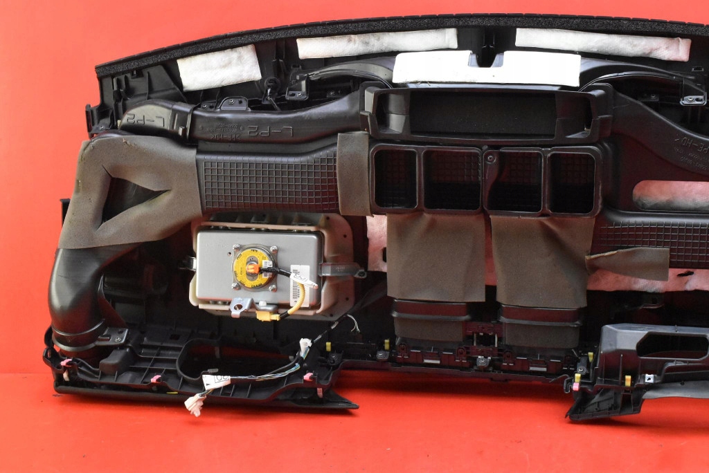 dashboard instrument panel console cockpit airbag EU TOYOTA AURIS 2 II 12-15