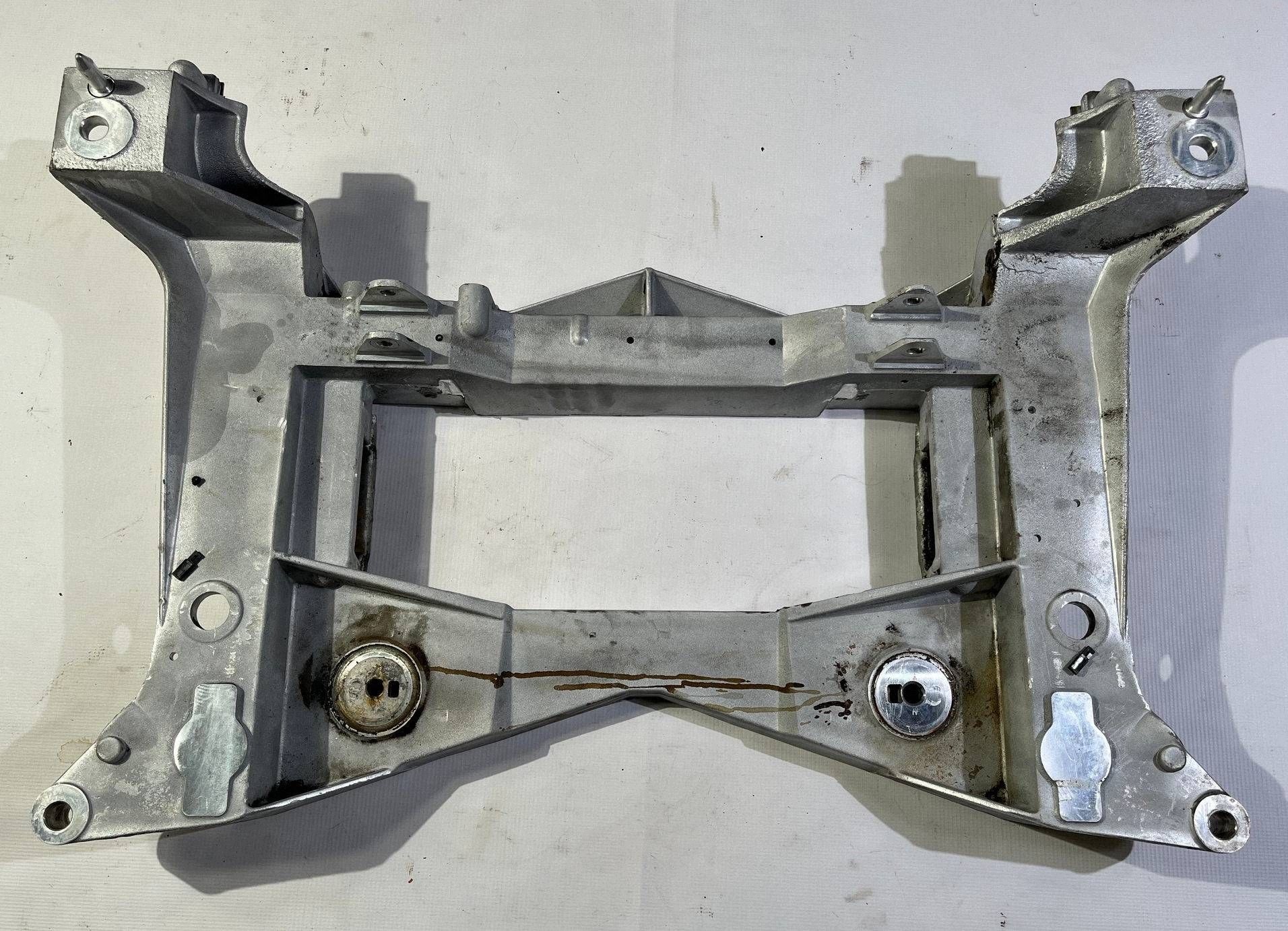 axle beam subframe sider front front Chevrolet Corvette C5 1997-2004