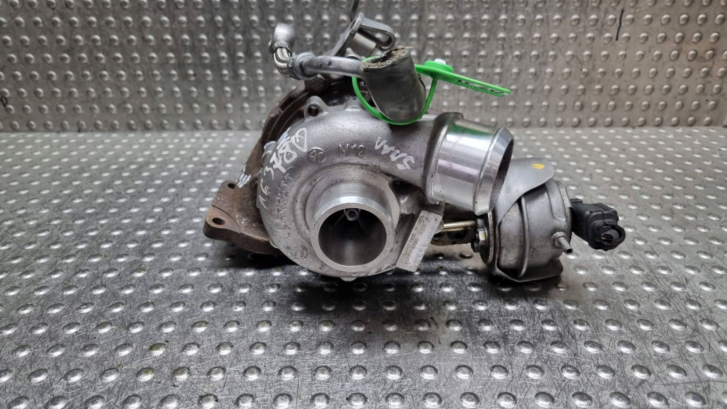 Turbo 9677063780 FORD FOCUS MK3 C-MAX MK2 MONDEO MK4 2.0 TDCI