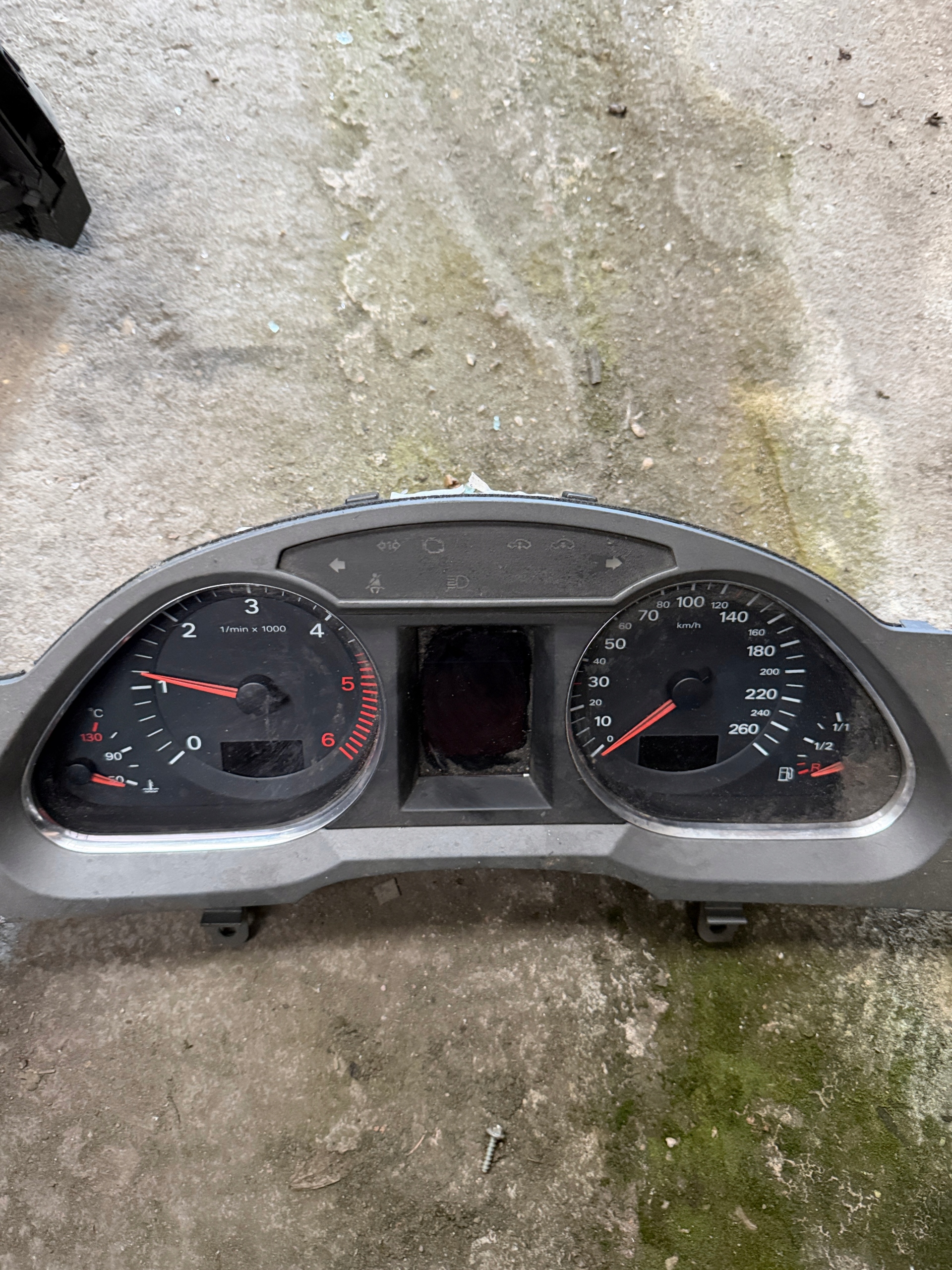 dials dials Audi A6 C6 2.0 TDI 4F0920900N