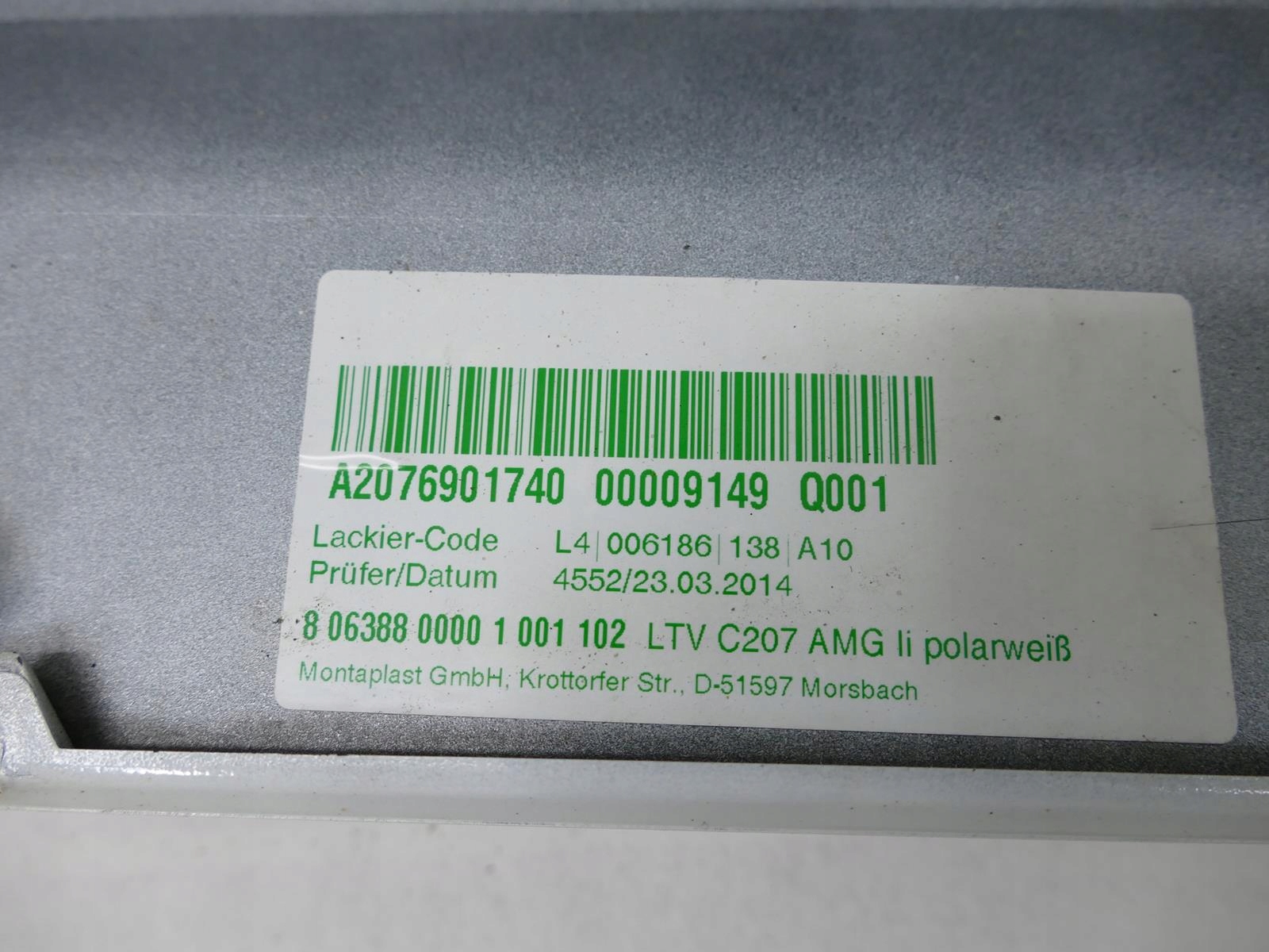 MERCEDES C207 W207 LIFT moulding threshold left 149