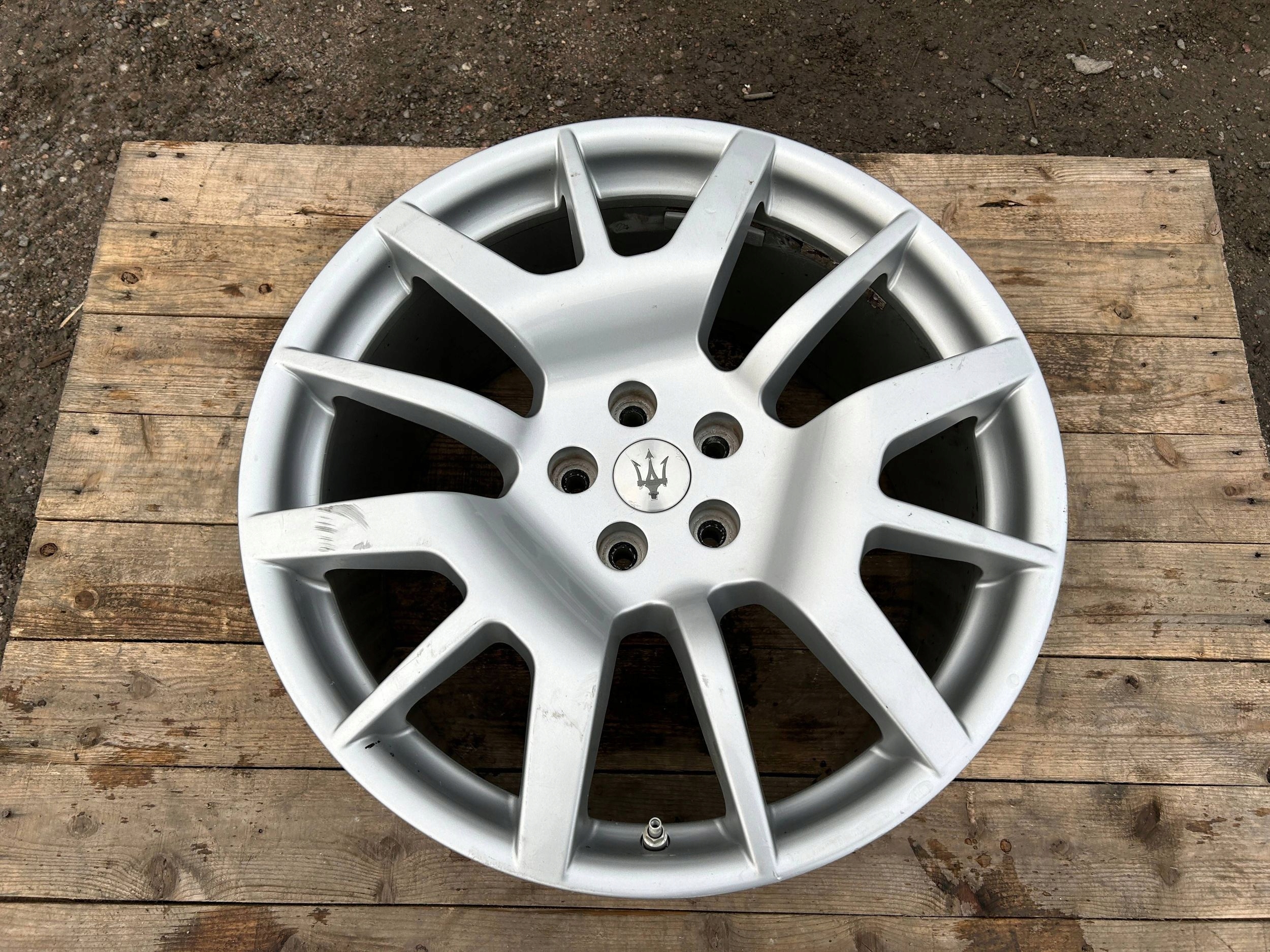 wheel disc discs disc 20" 20x10.5j et37.5 Maserati GranTurismo 2008