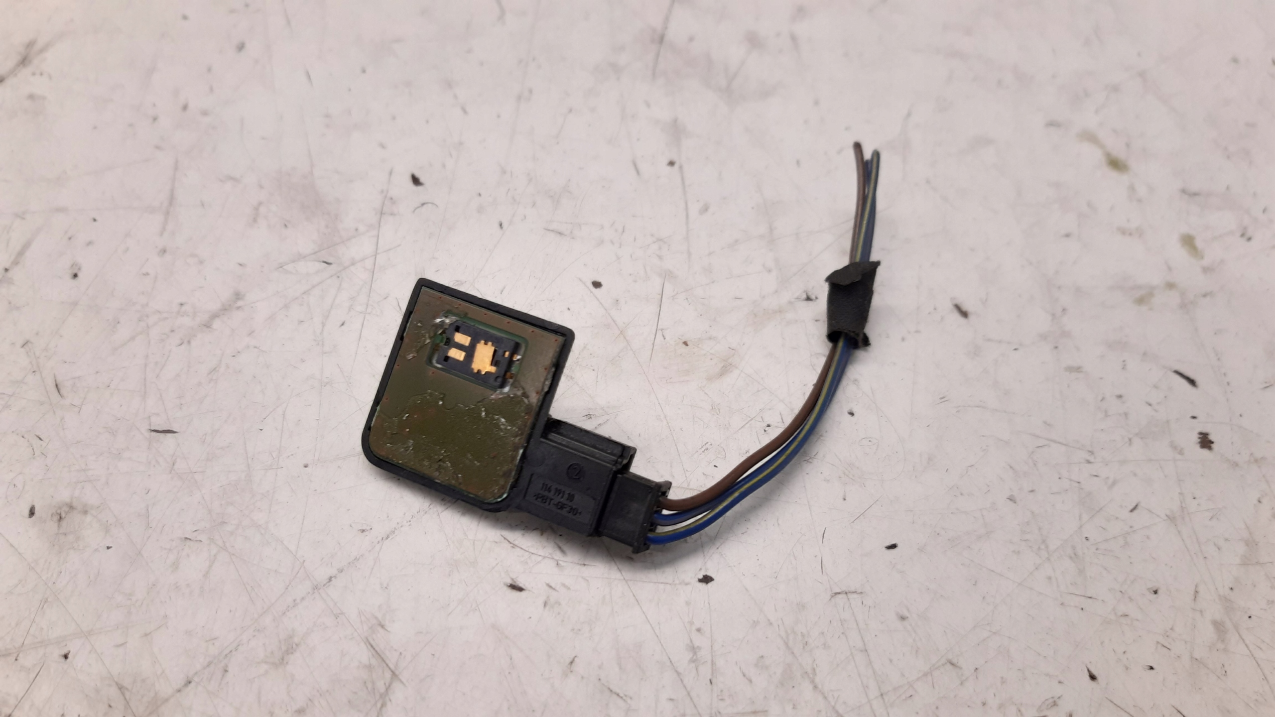 sensor zaparowania of the window 6921750 BMW E61