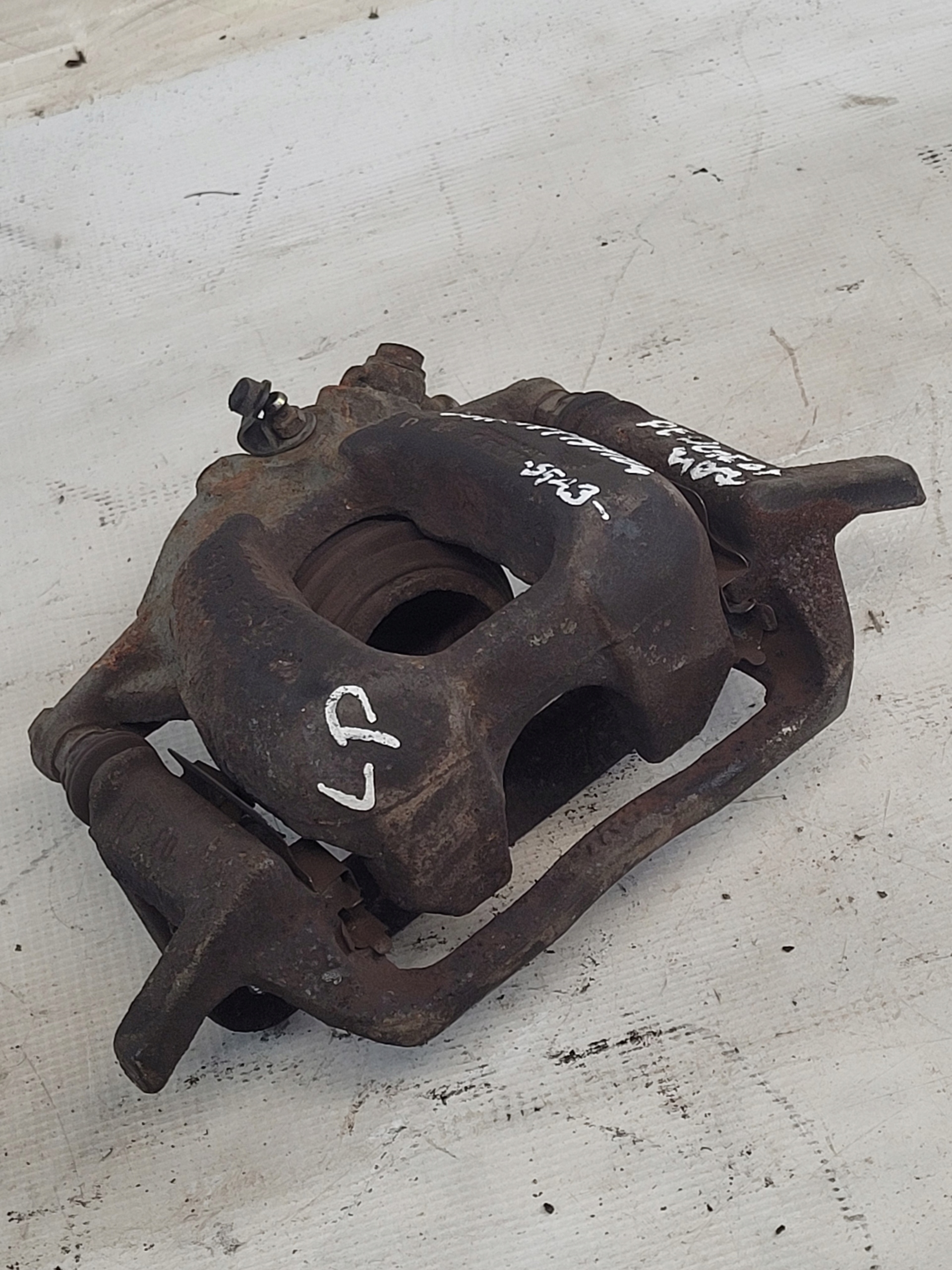 caliper brake left front JARZMO PEUGEOT 407 SW 1.8B 05r.