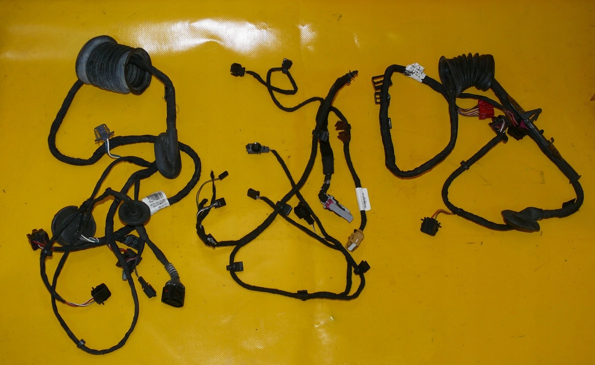 3D1971120F 3D0971693BR - УСТАНОВКА ЛІВОЇ ПЕРЕДНЬОЇ ДВЕРІ VW PHAETON 02-05 EU