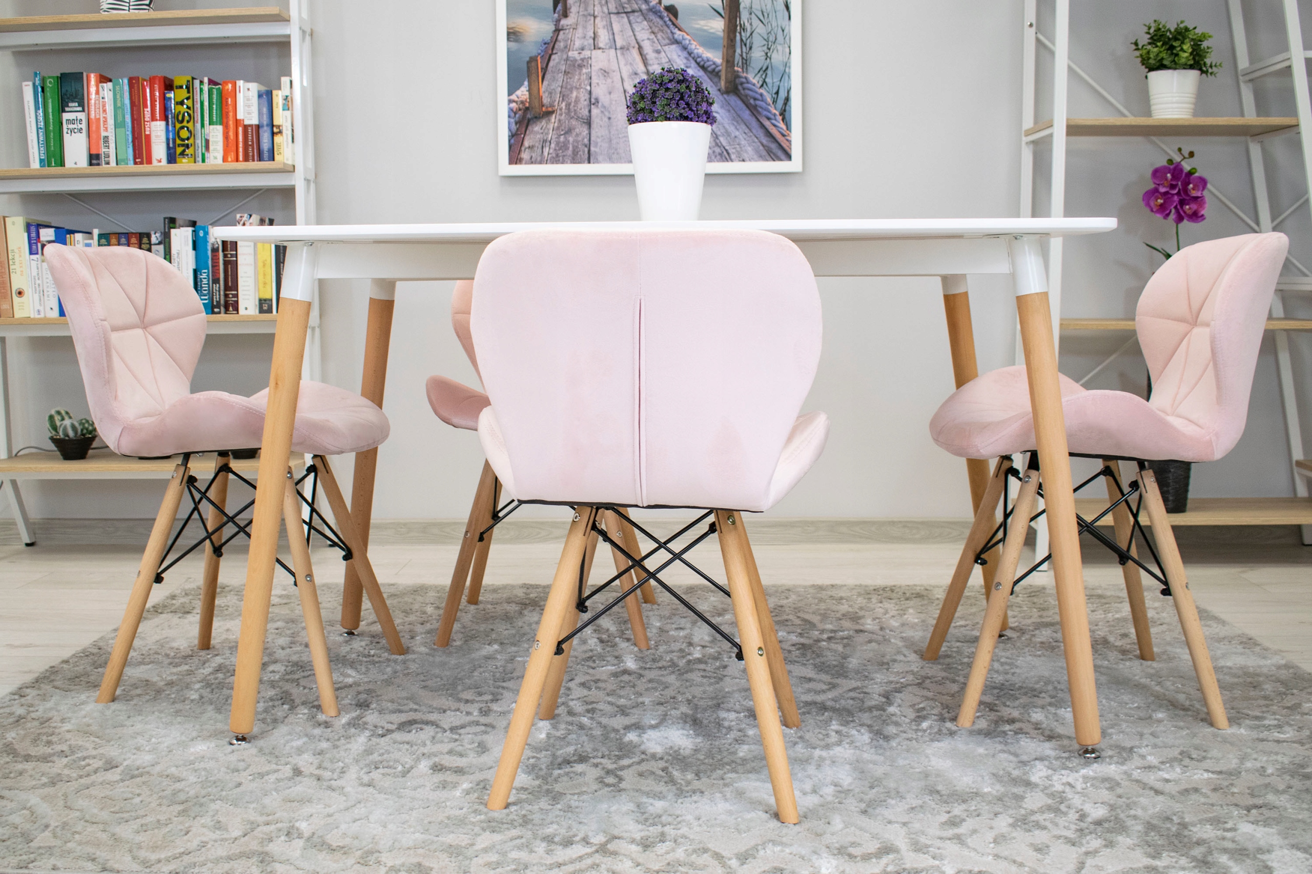 Krzesło ELVA aksamitne tapicerowane RÓŻOWE Kolor obicia różowy